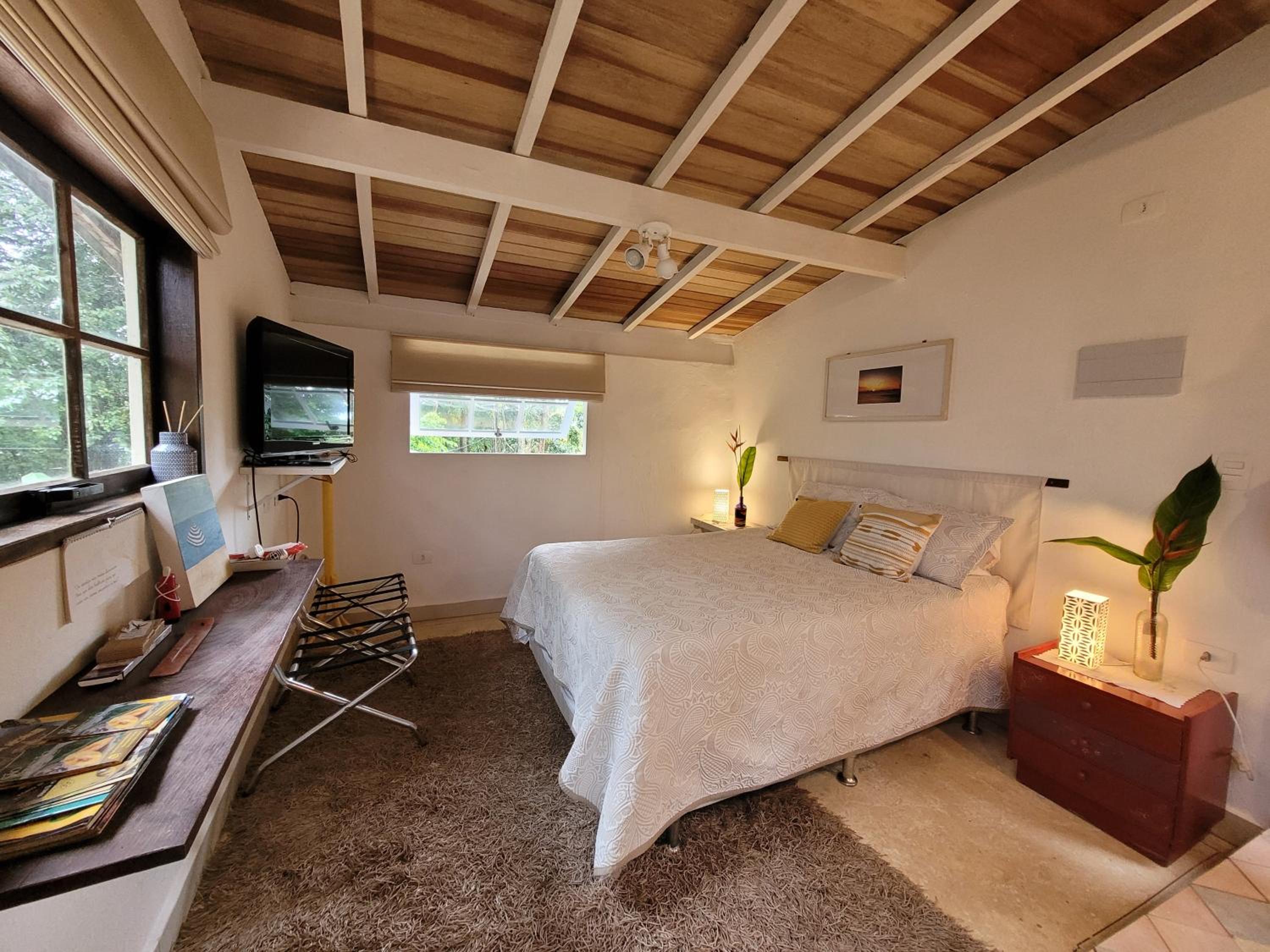 Studio Apartment photo 2
