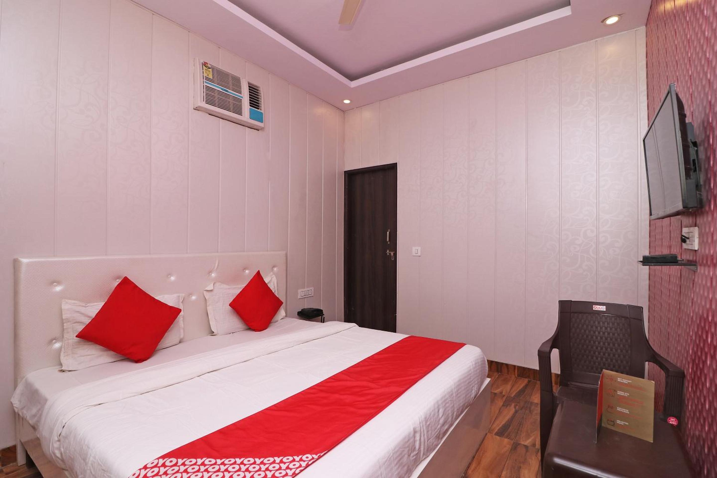 Standard Double Room photo 2