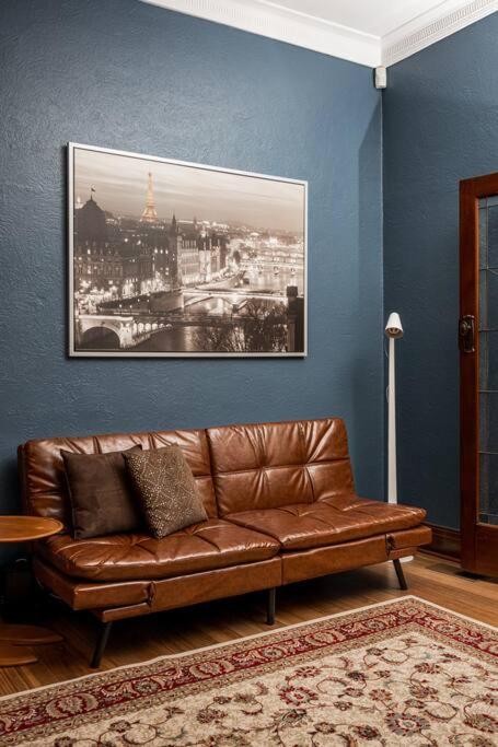Two-Bedroom House photo 2
