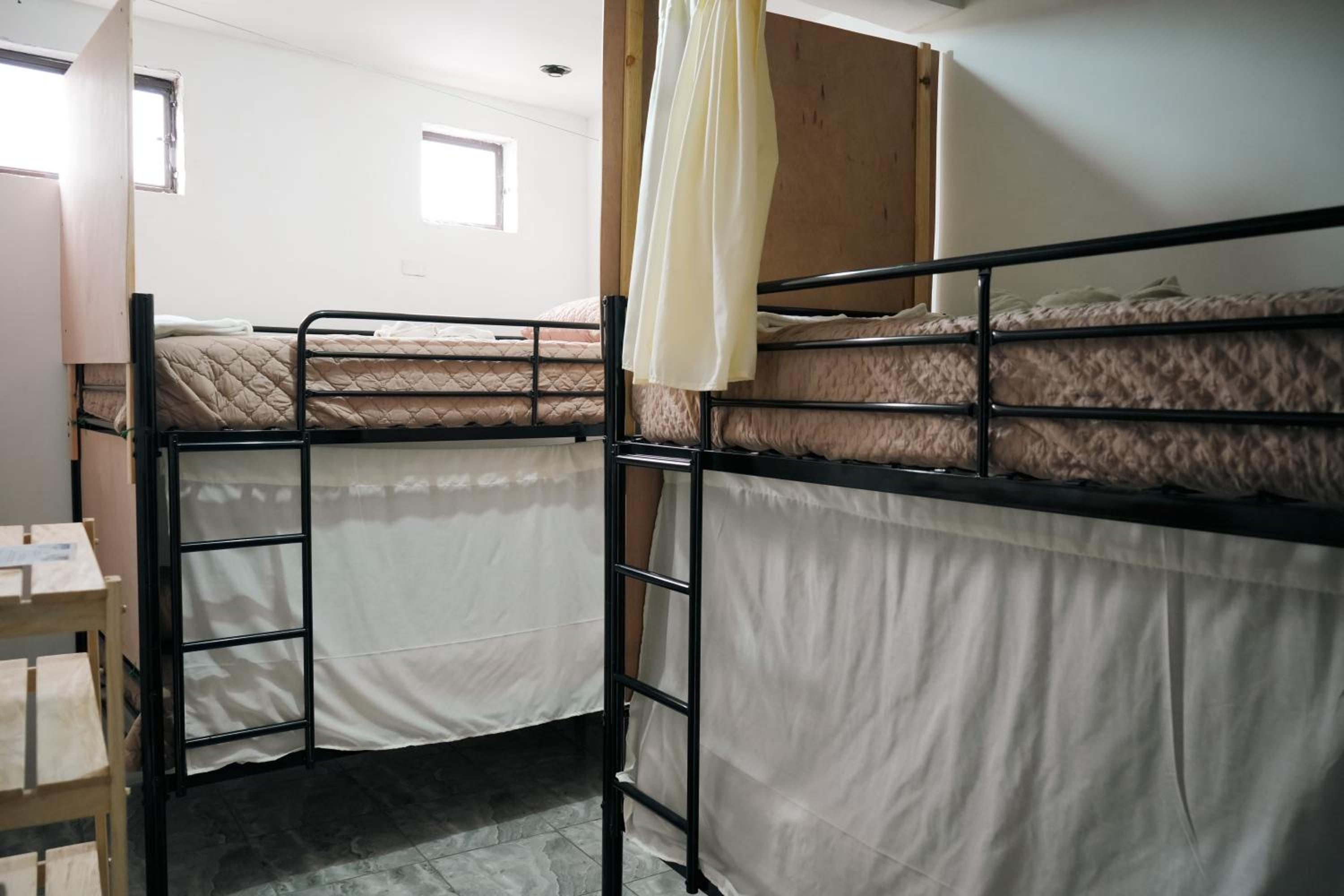 Bed In 4-Bed Mixed Dormitory Room photo 1