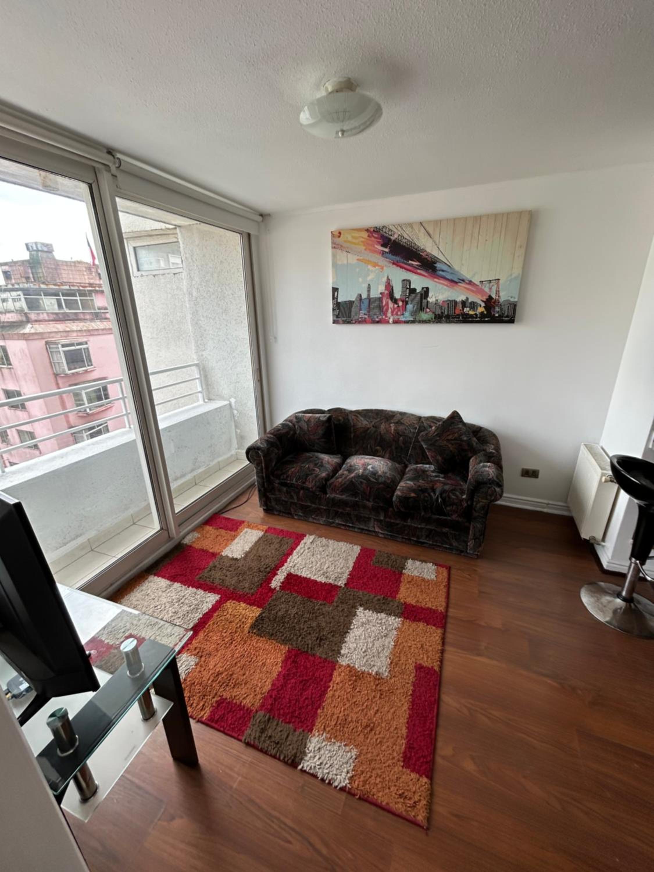 One-Bedroom Apartment photo 2
