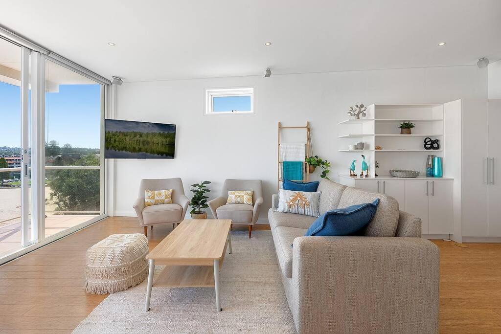Two-Bedroom Apartment - Oceanfront  photo 1