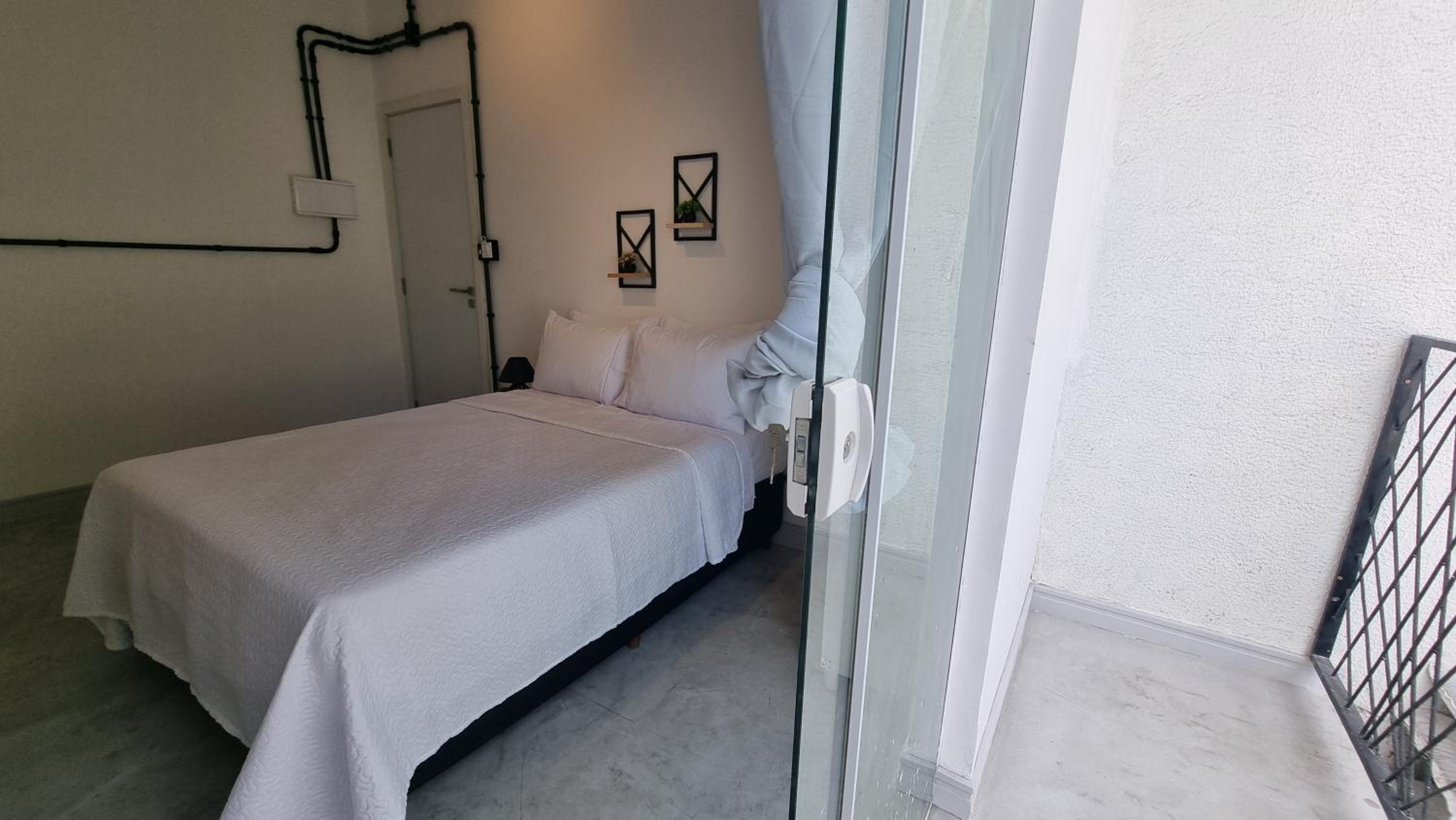 Double Room With Balcony (2 Adults + 1 Child) photo 2