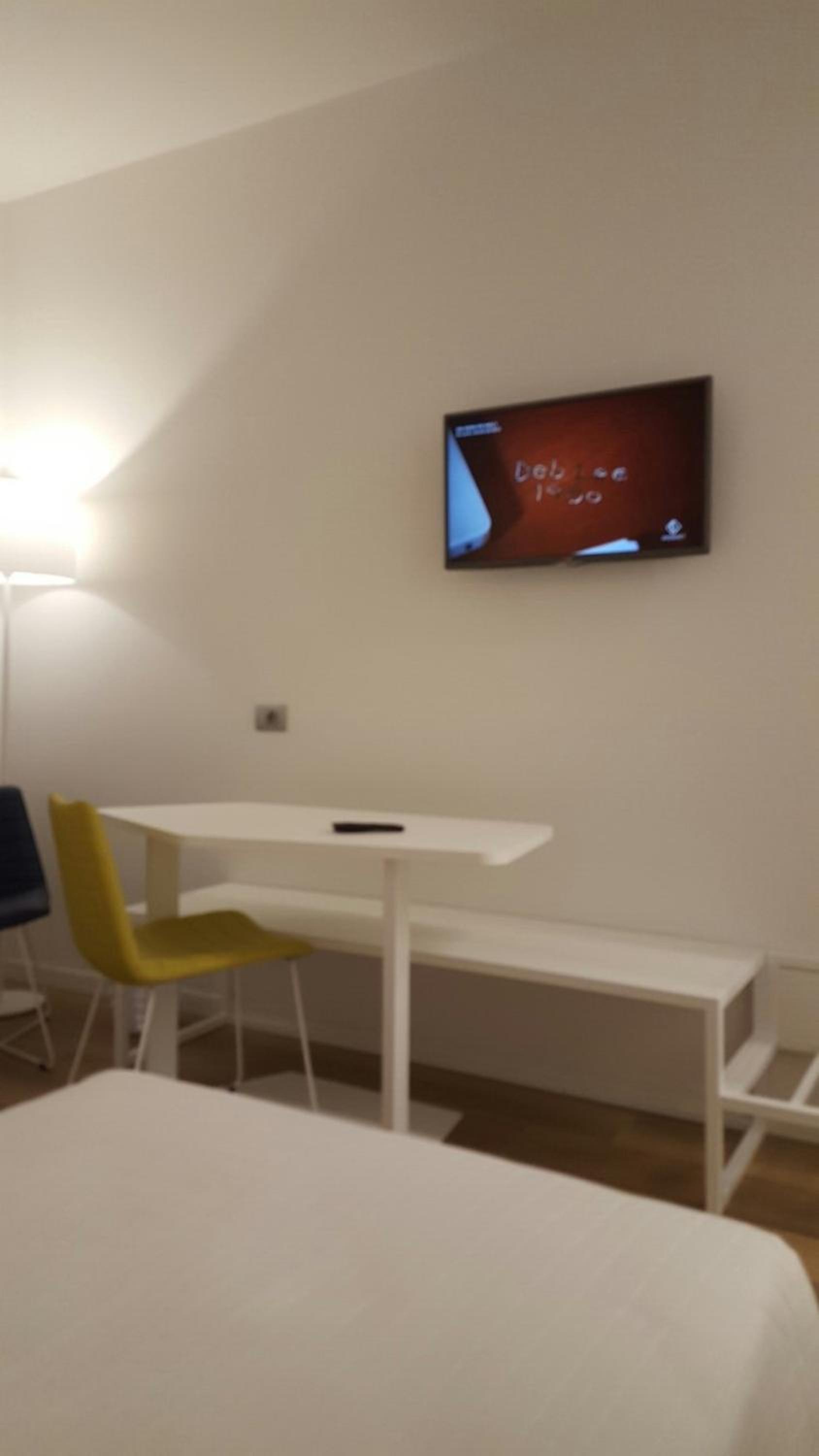 Superior Double or Twin Room - Photo 8