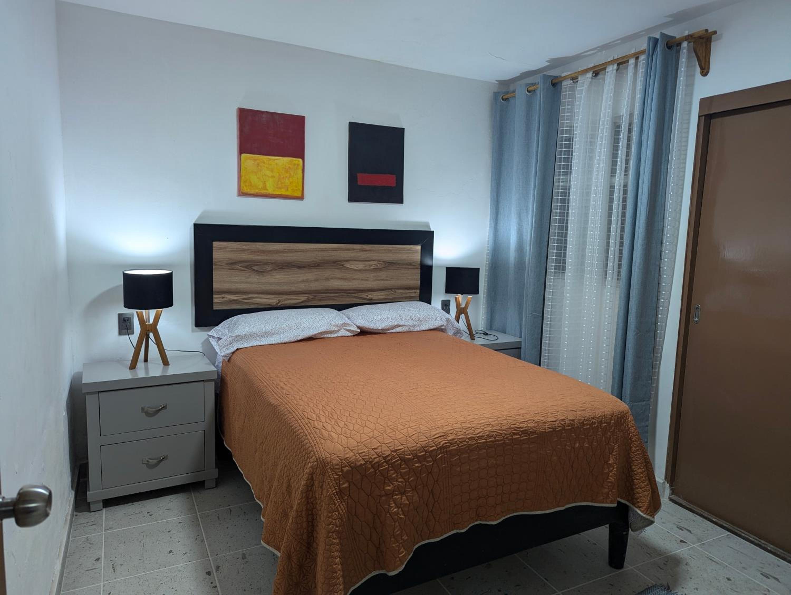 Two-Bedroom House photo 2