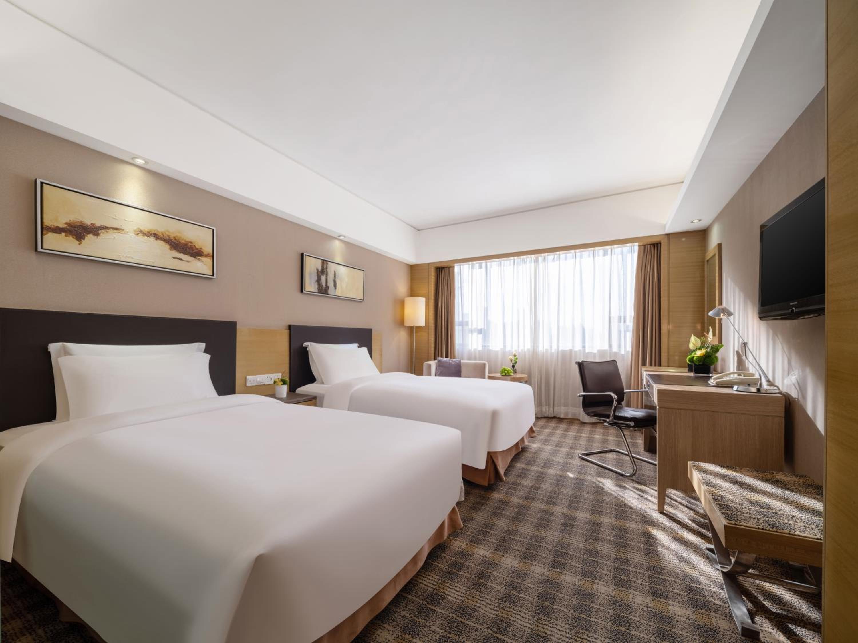 Superior Twin Room - Photo 1