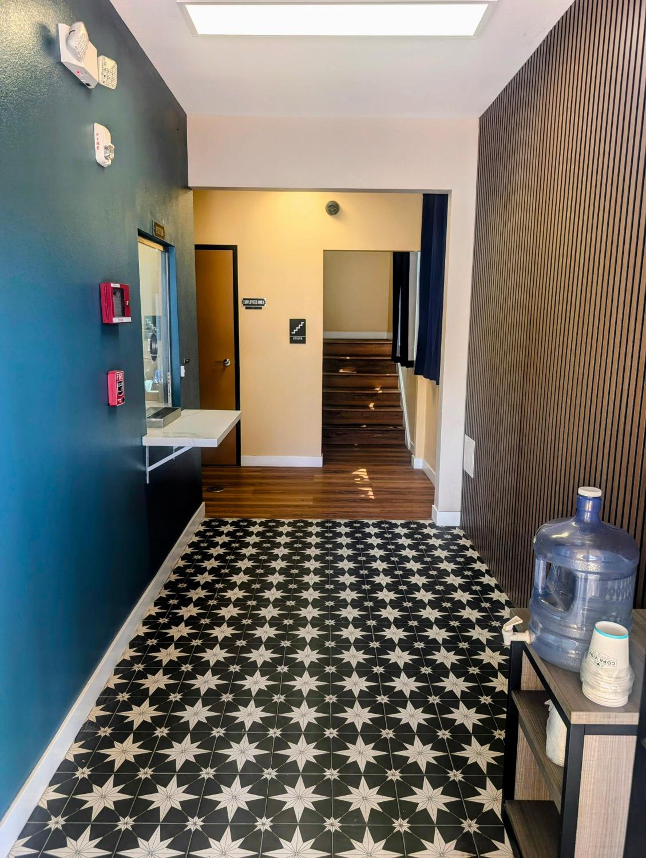 Family Room with Private Bathroom photo 1