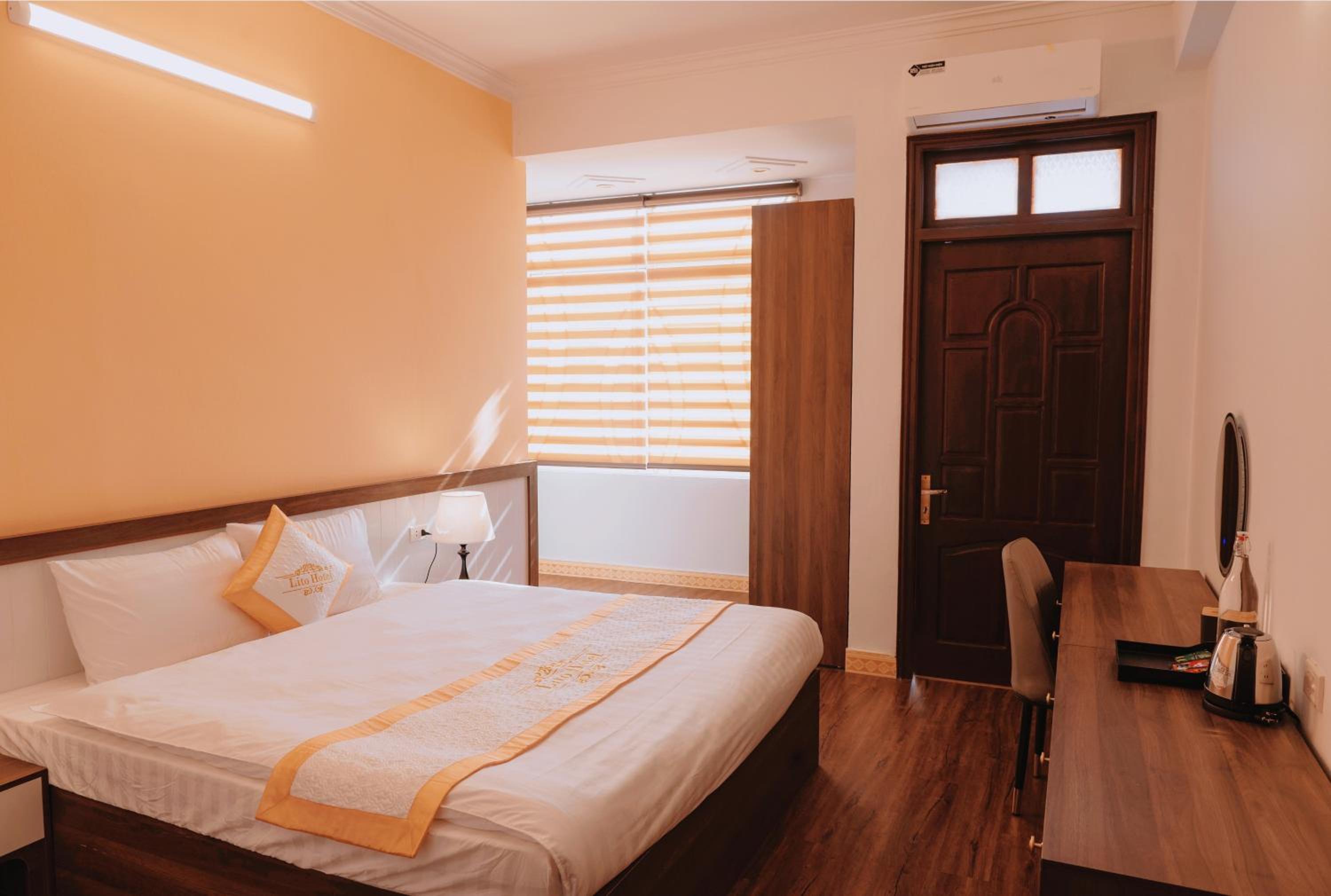 King Room with Lake View