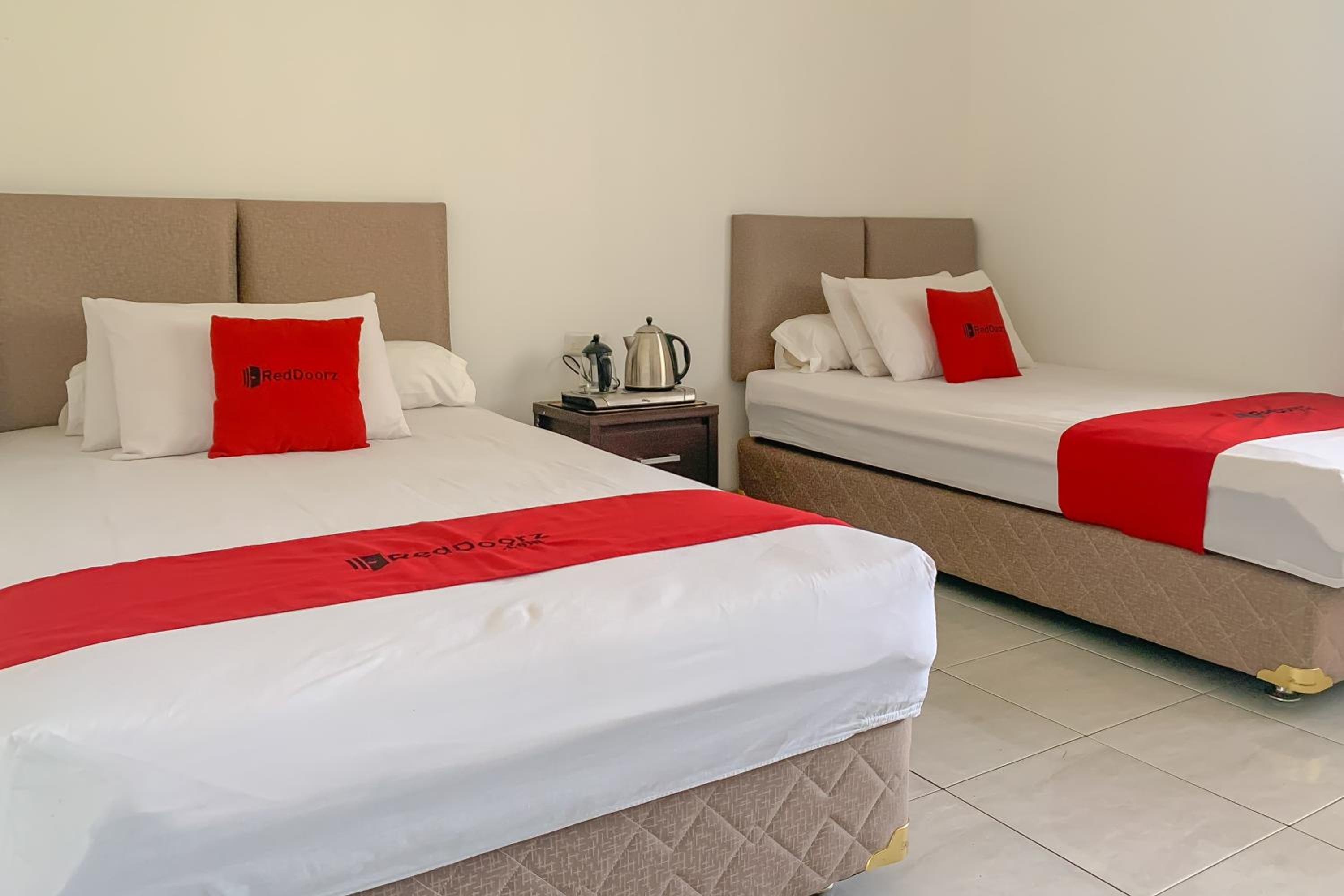 Superior Twin Room - Photo 1