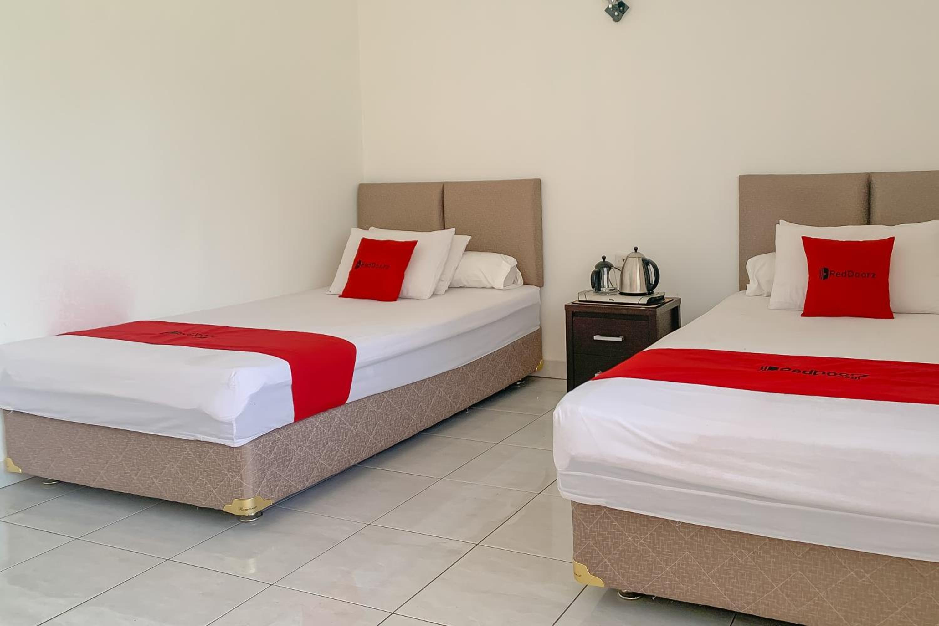 Superior Twin Room - Photo 9