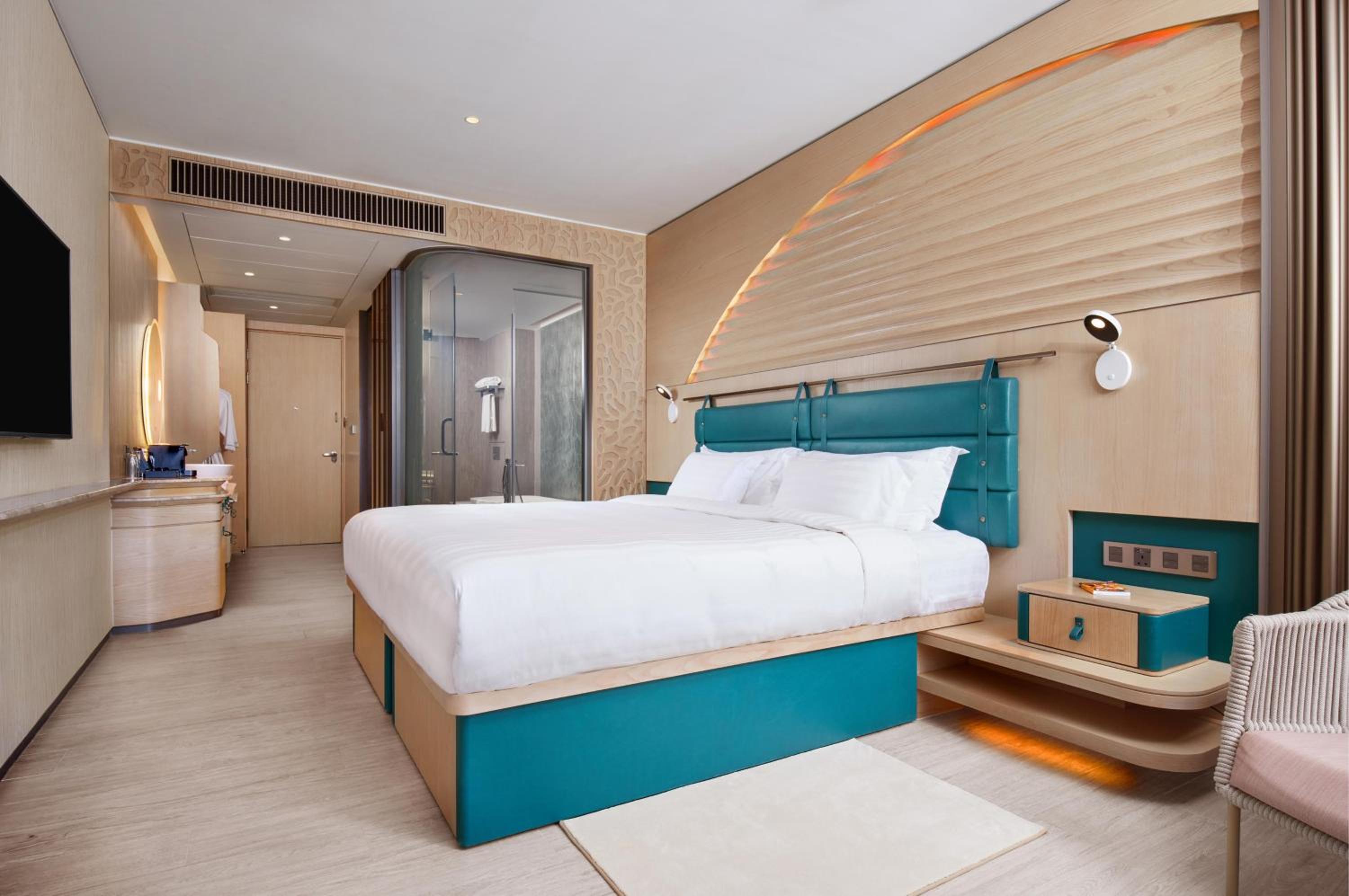 King Room with Balcony and Walk In Shower - Sea View King Room with Balcony and Walk In Shower - Sea View