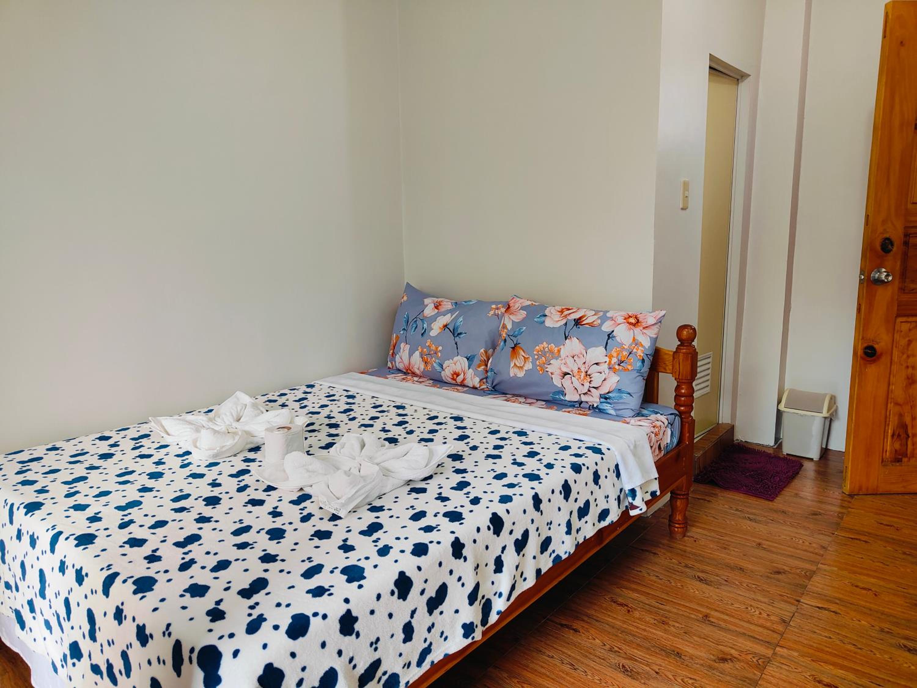 Double Room - Photo 32