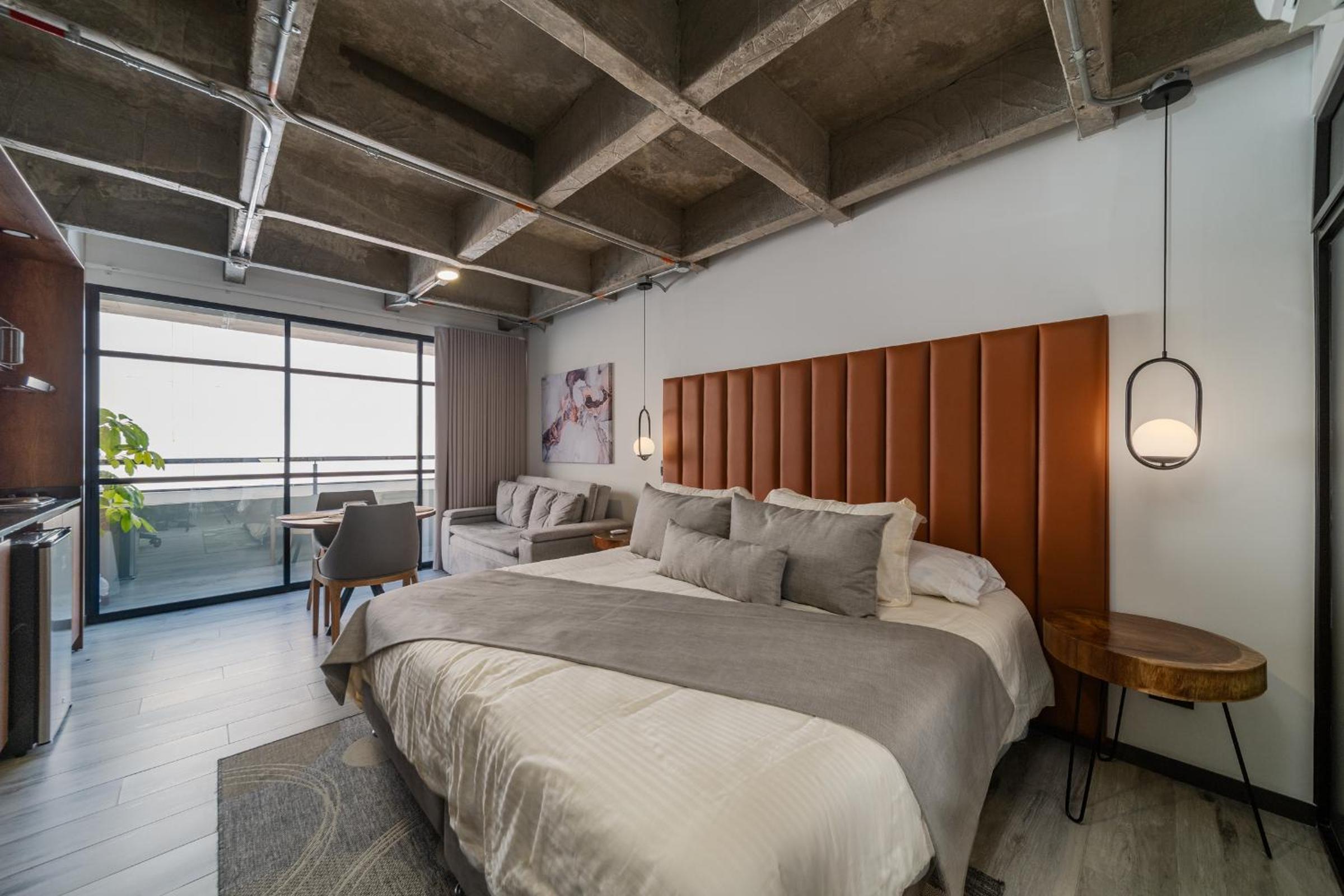 Superior Apartment