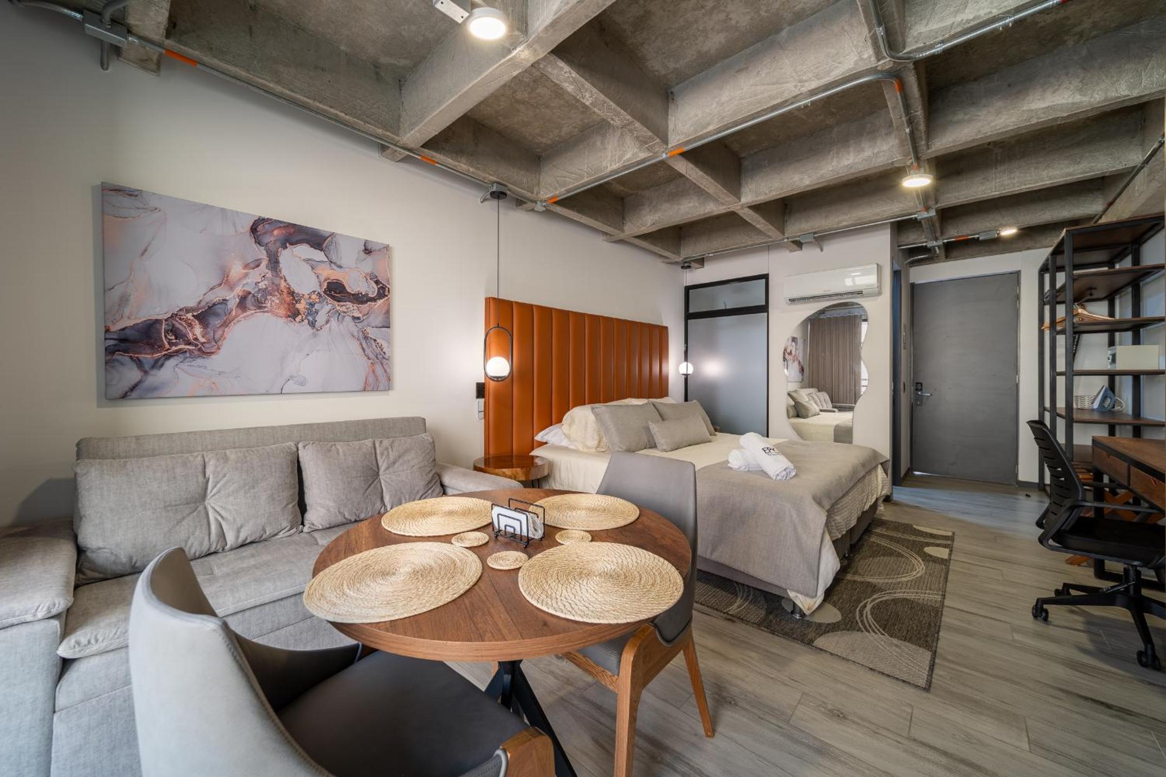 Superior Apartment