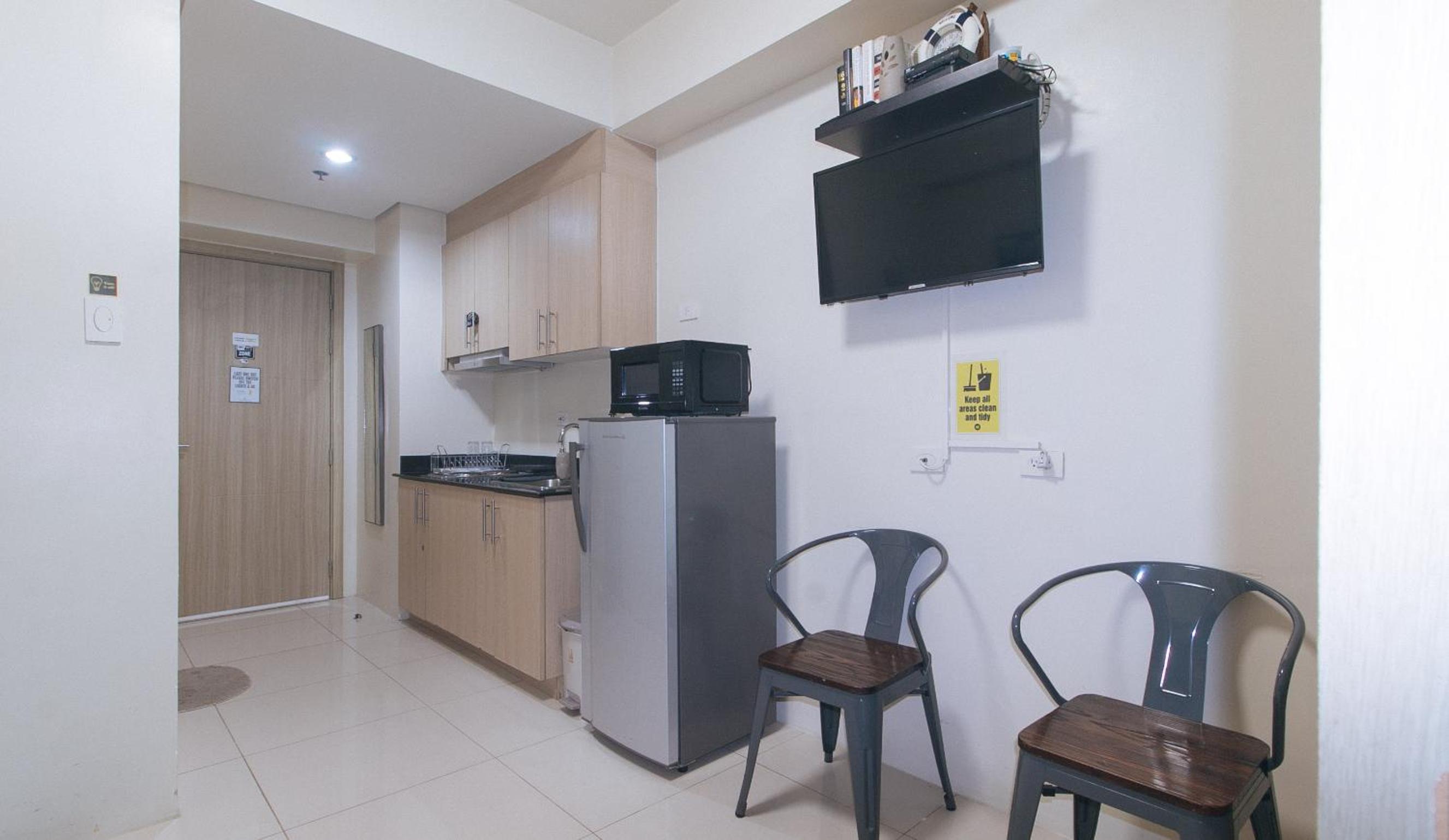 Deluxe Room - Photo 11