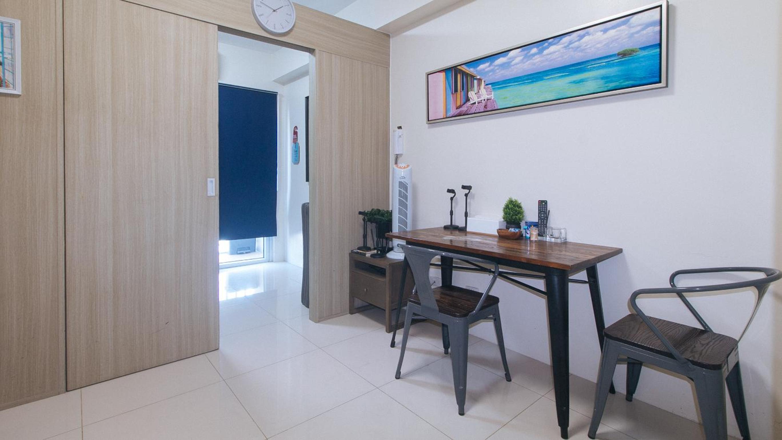 Deluxe Room - Photo 10