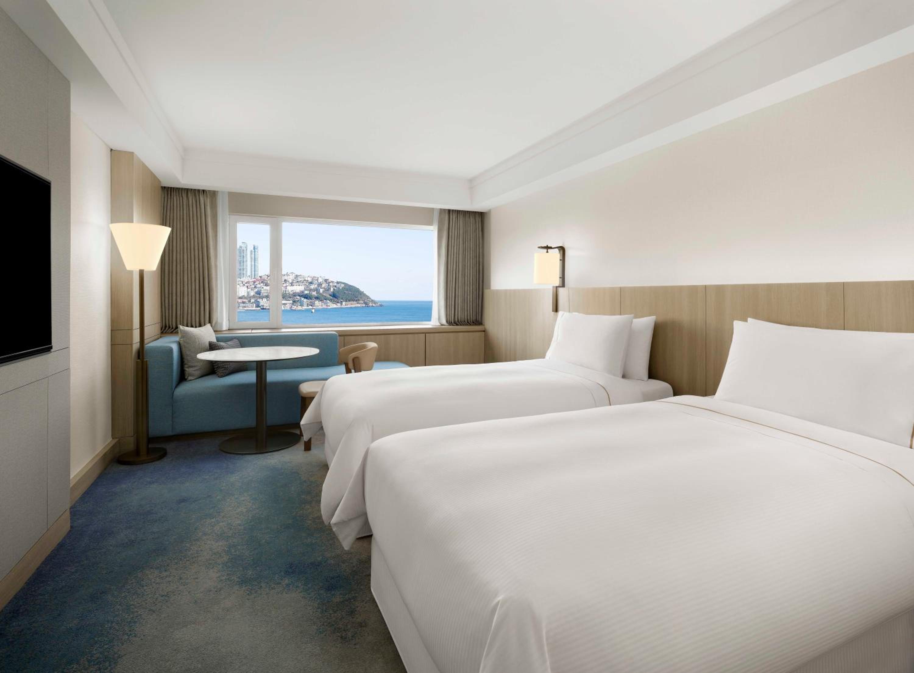 Executive Beach Twin, Club lounge access,  2 Twin, Haeundae Beach view - Photo 1