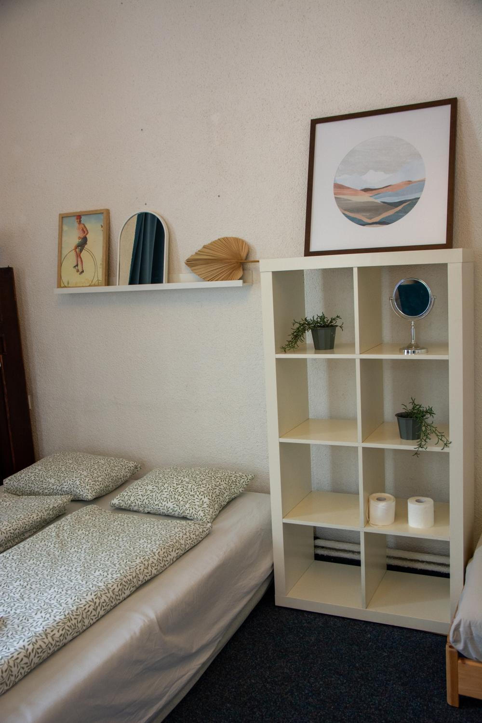 Economy Quadruple Room - Photo 4