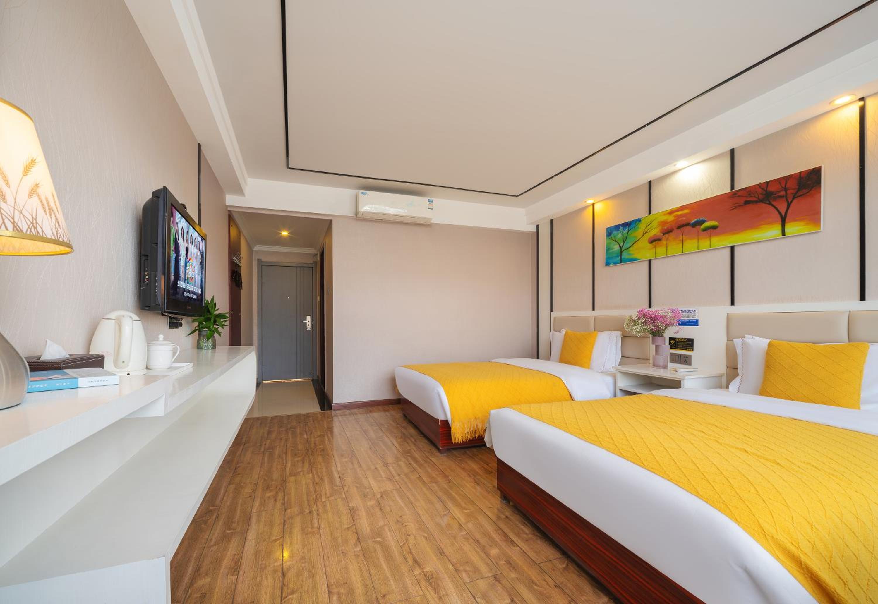 Double or Twin Room with Shower photo 2
