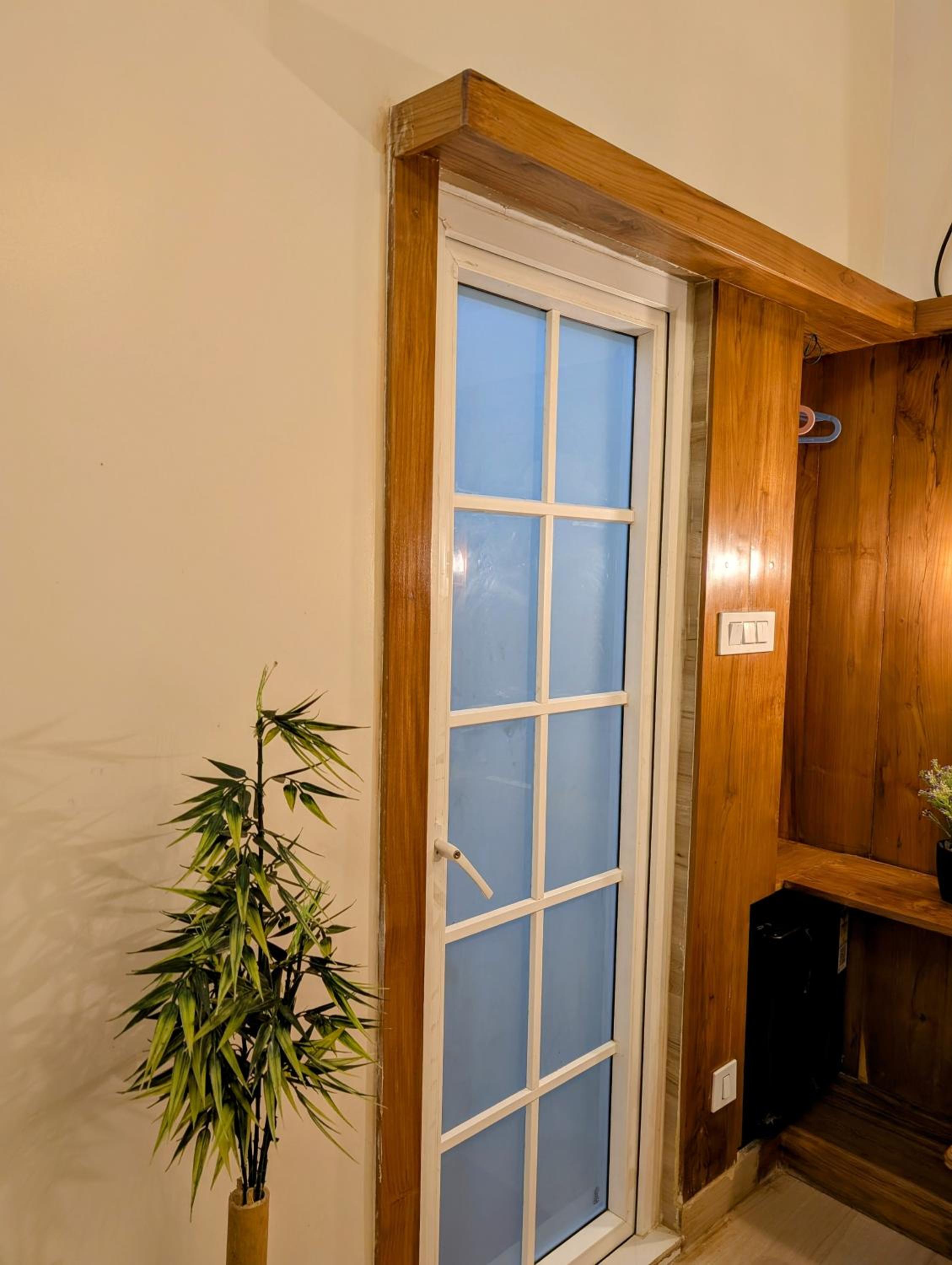One-Bedroom Cottage  (10% off on Food & Beverage services & 10% off on Two-way Railway Station Transfer) - Photo 3