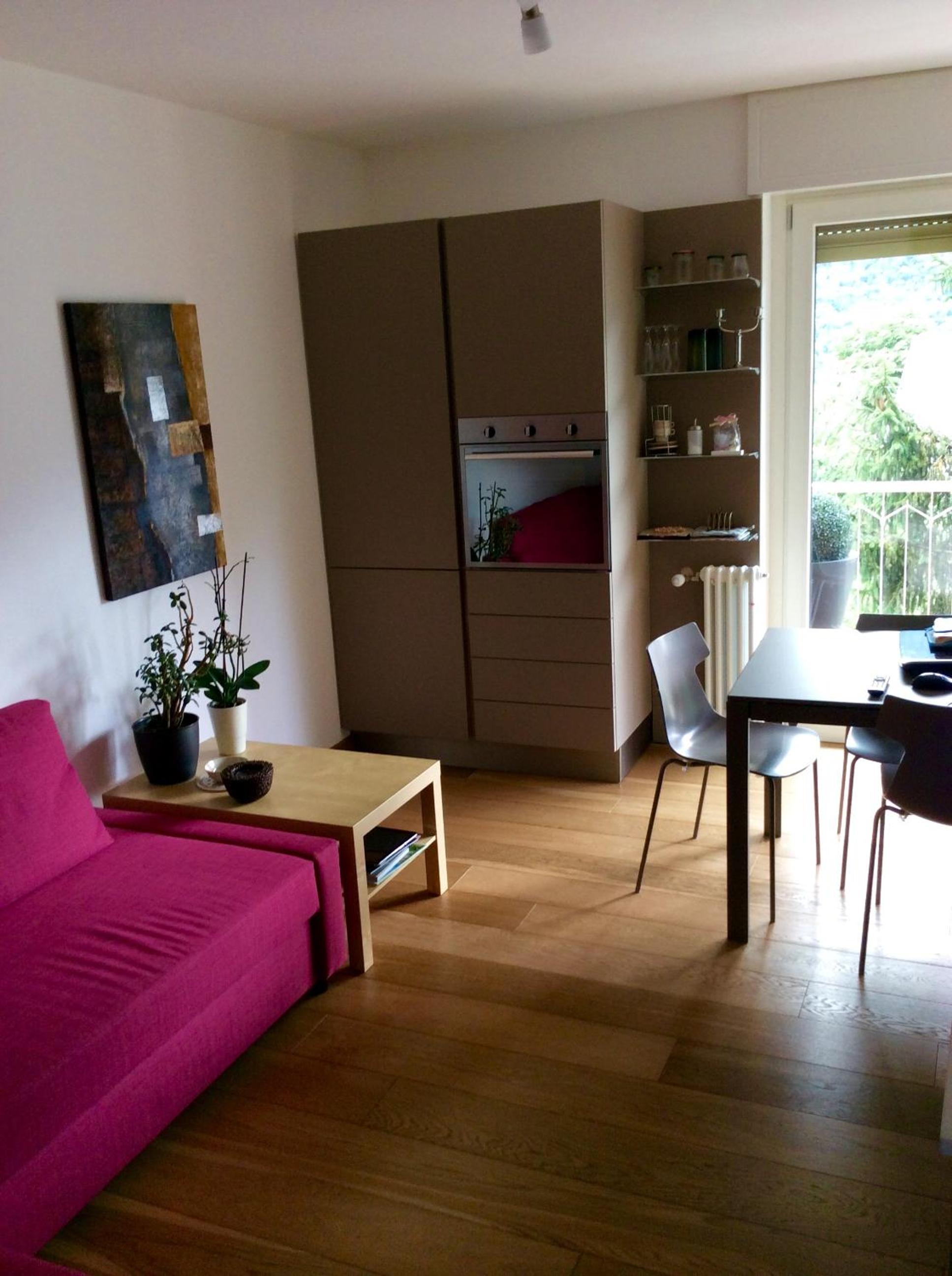 One-Bedroom Apartment photo 1