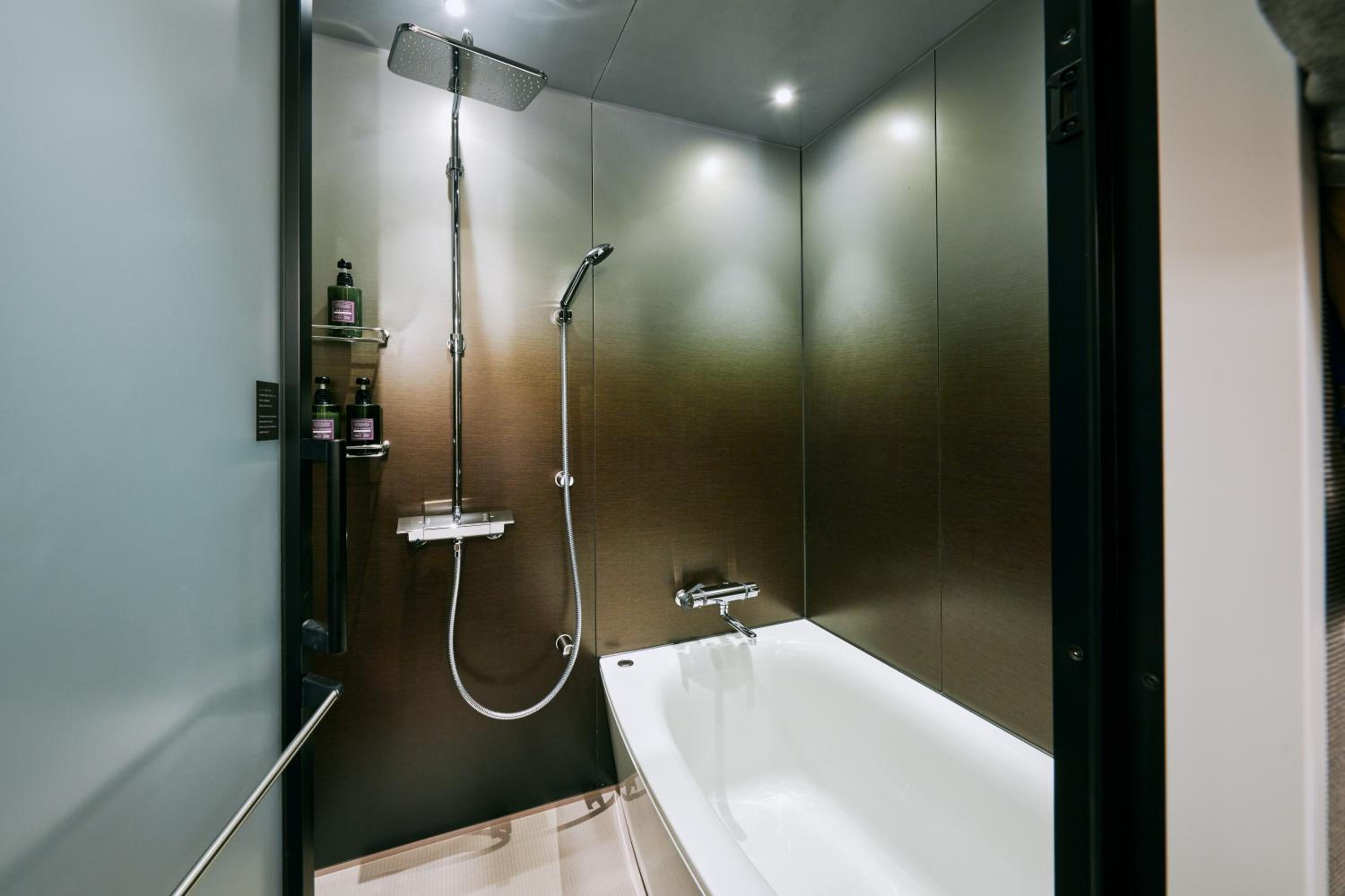 Superior Triple Room photo 3