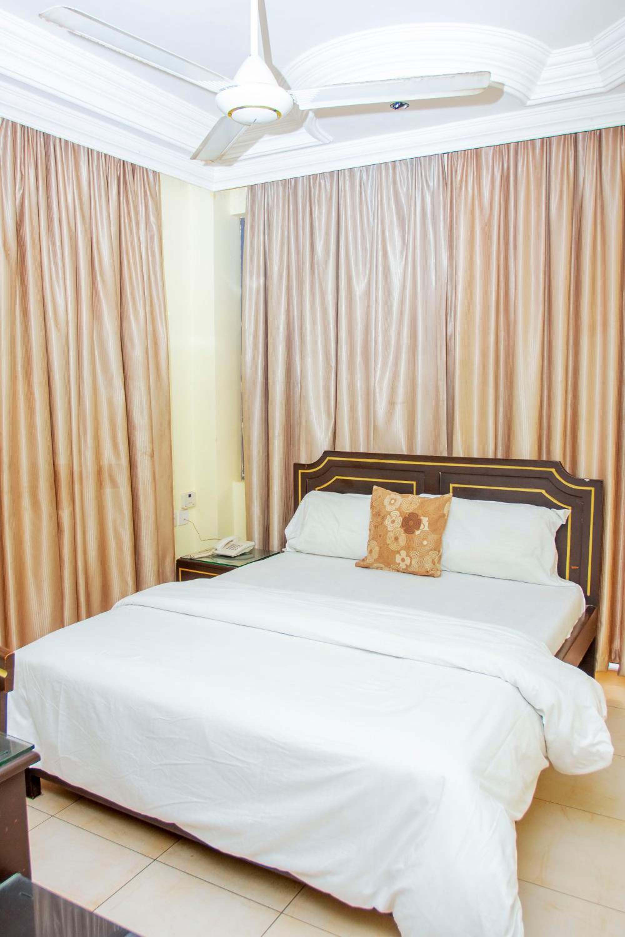 Standard Single Room photo 2