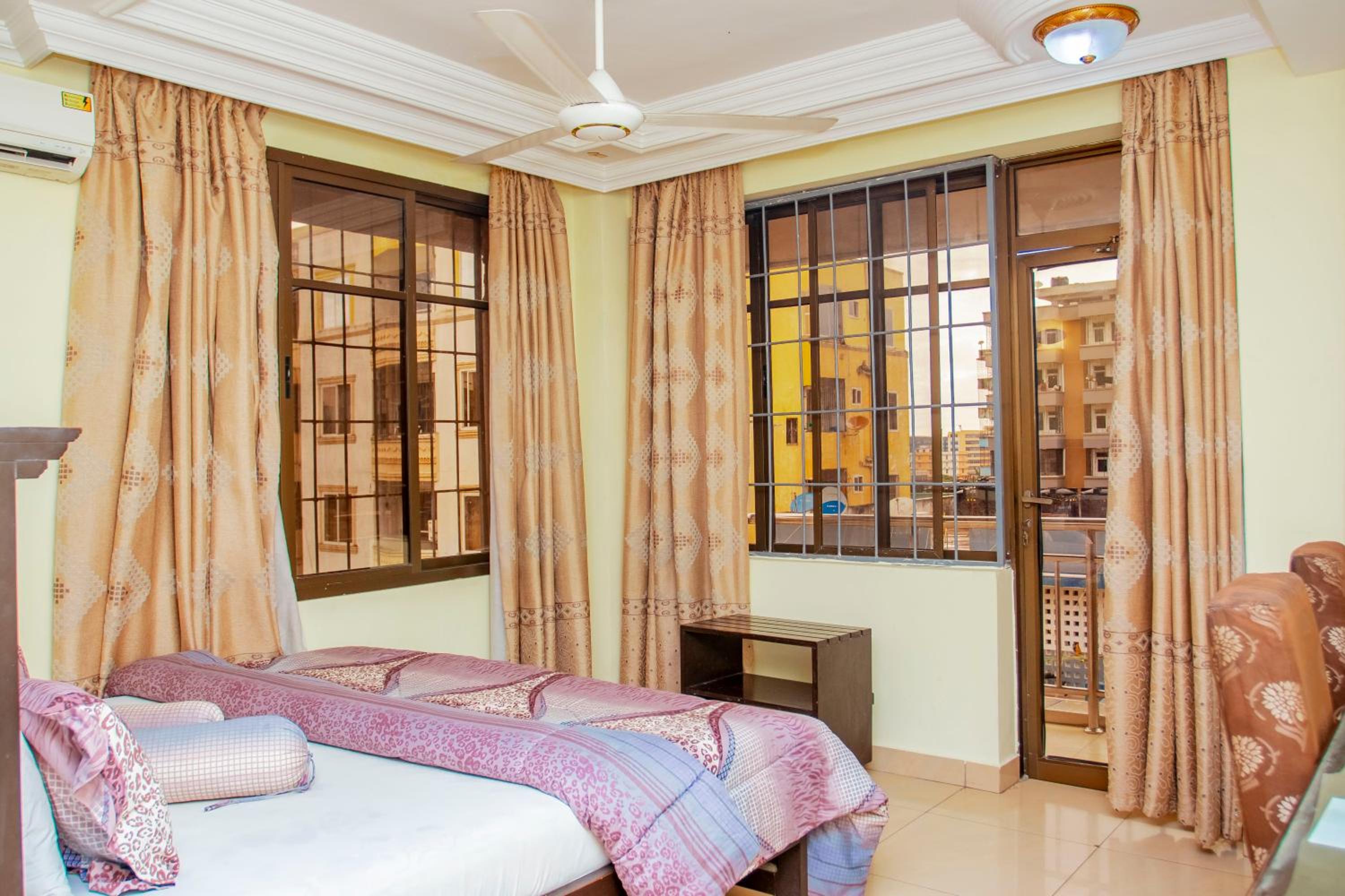One-Bedroom Suite with City View