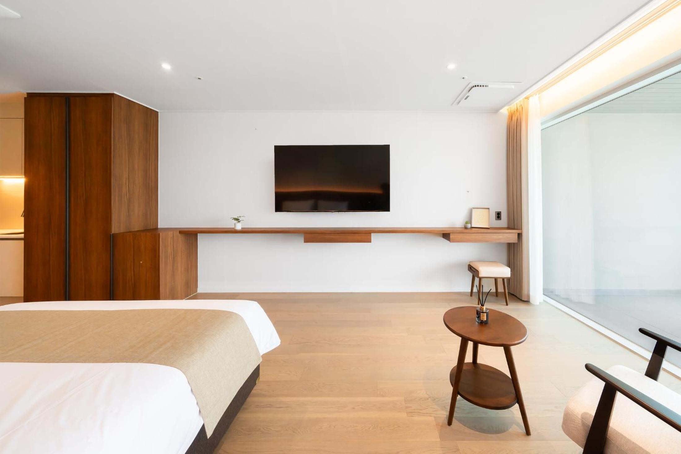 Deluxe Double Room - Photo 2