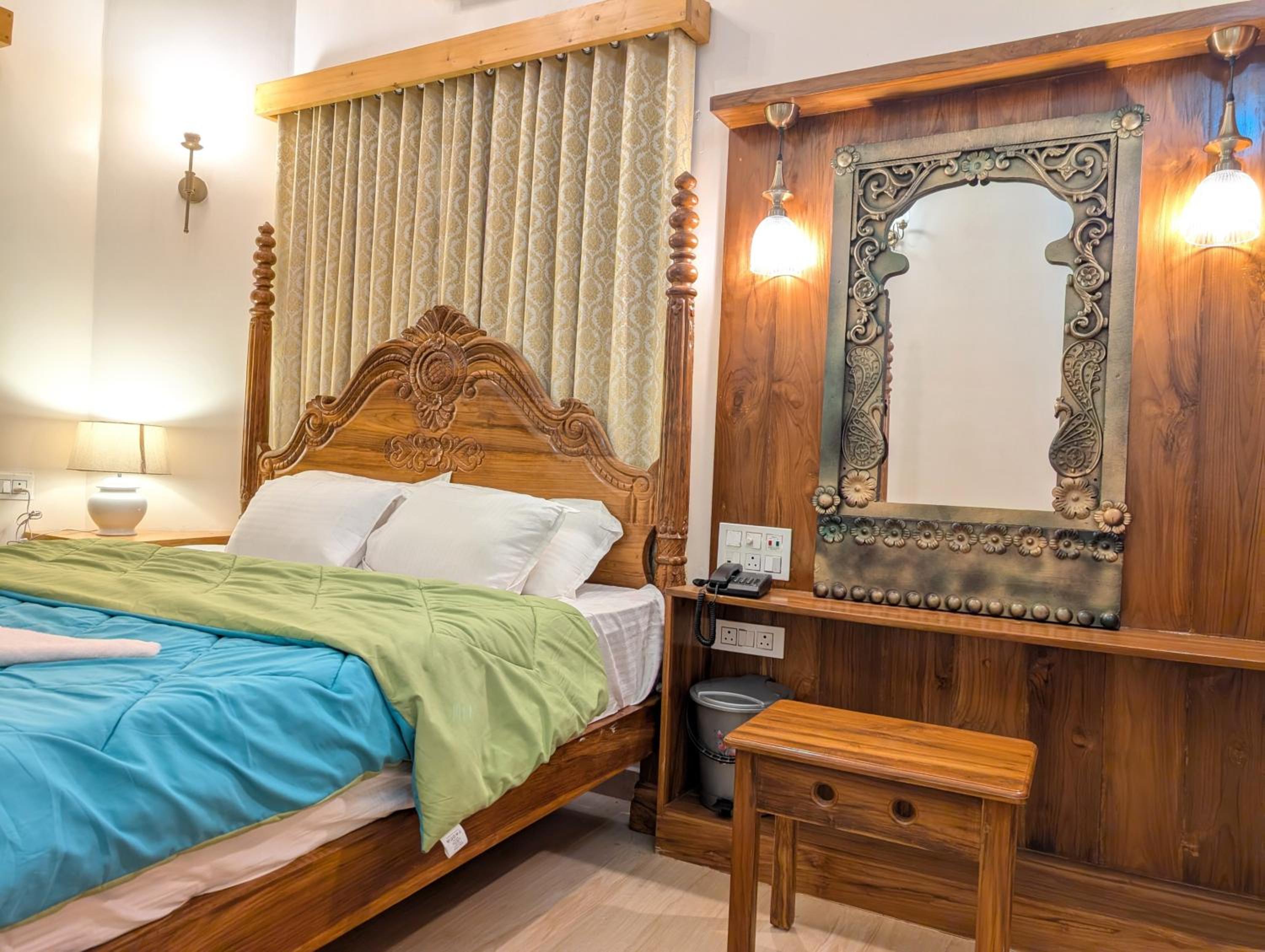 One-Bedroom Cottage  (10% off on Food & Beverage services & 10% off on Two-way Railway Station Transfer) - Photo 11