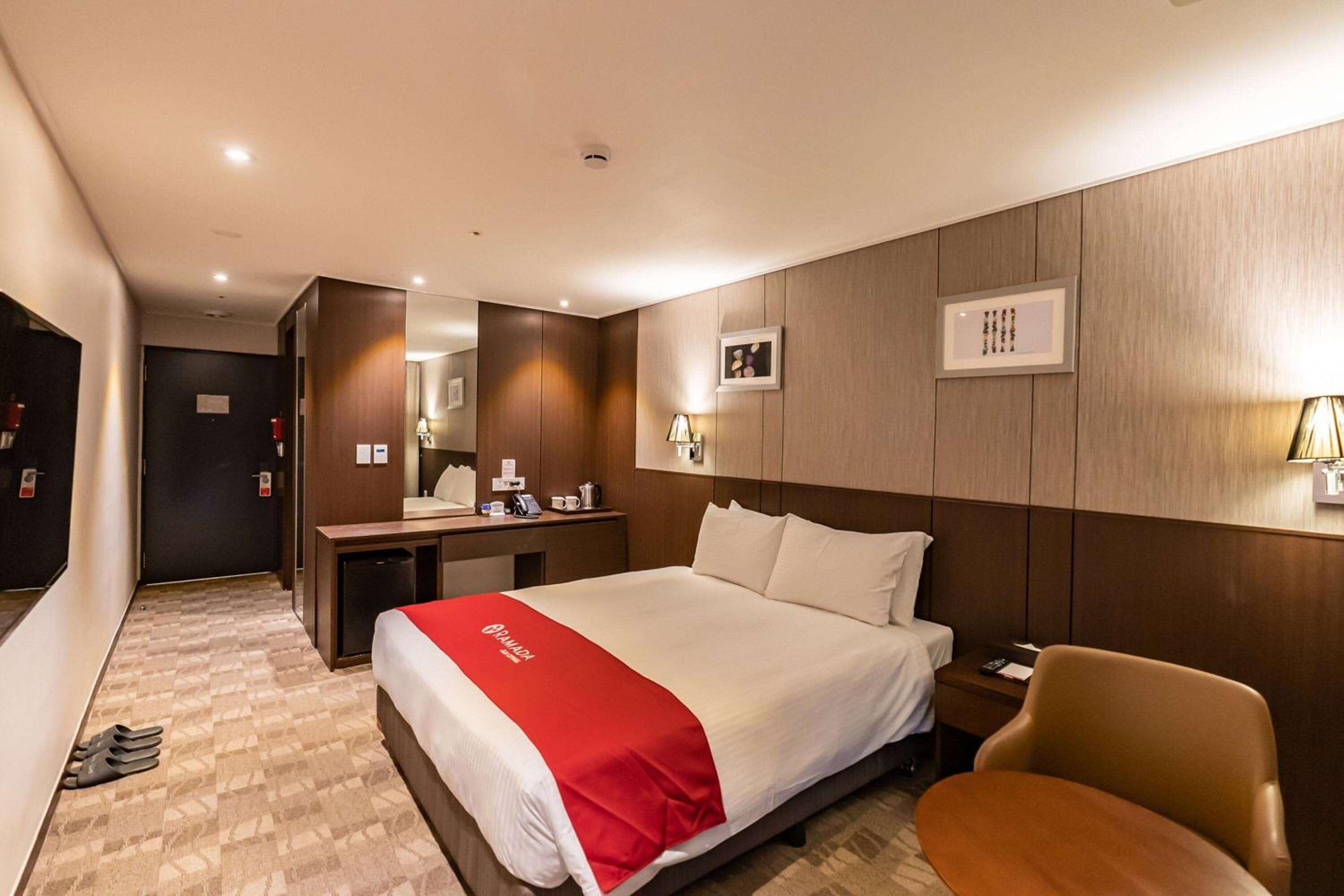 Double Room - Non-Smoking