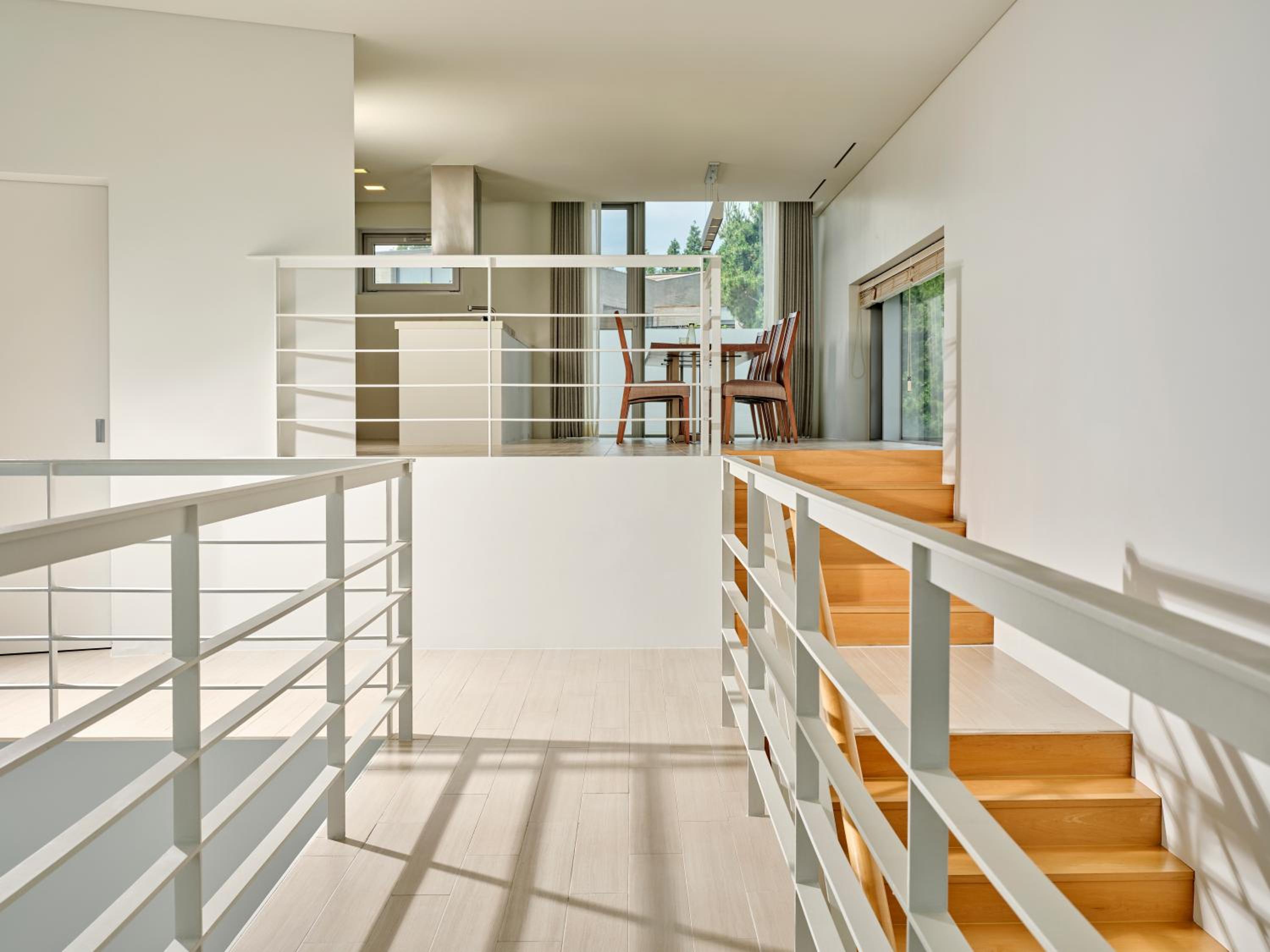 [3 generation package] Hyosang Seung - 115 Type (4 Rooms) + Breakfast for 8 per night + MAX BAR once per stay + a set of bedding