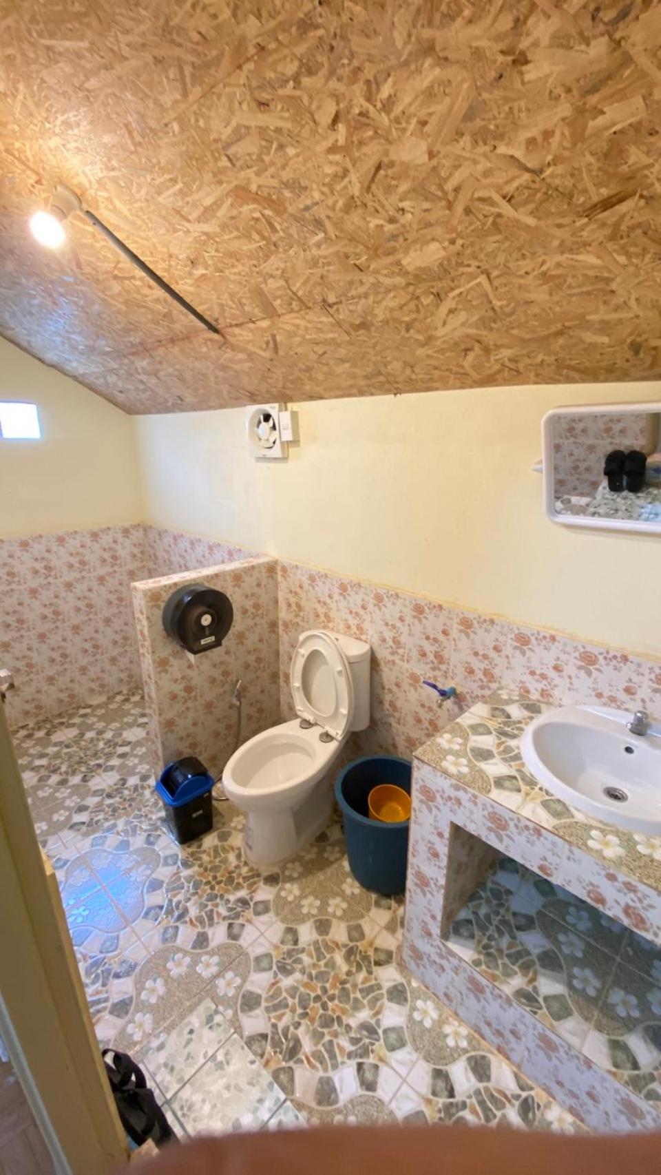 Bungalow with Fan photo 2