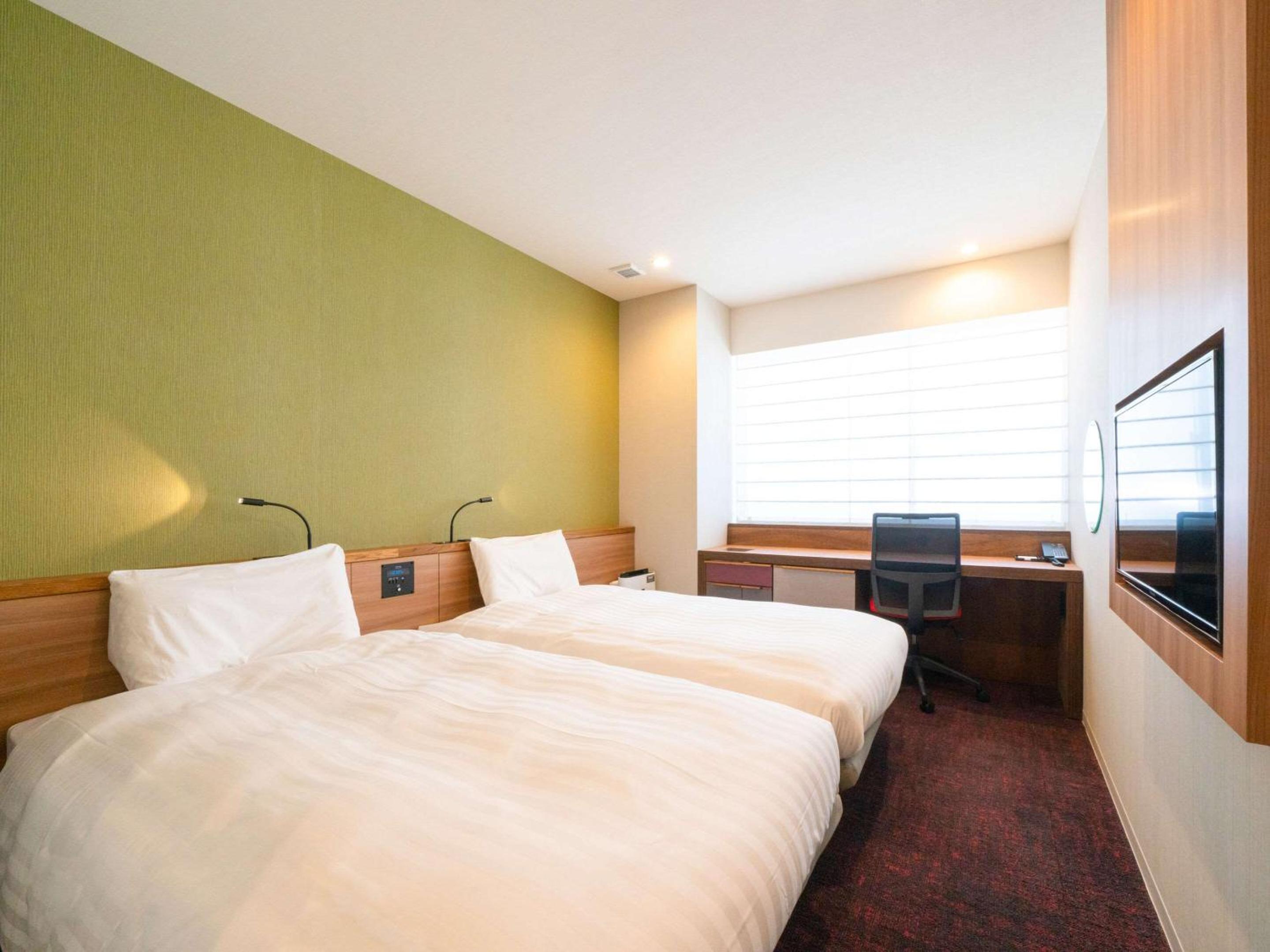 Standard Twin Room 1 - Non-Smoking