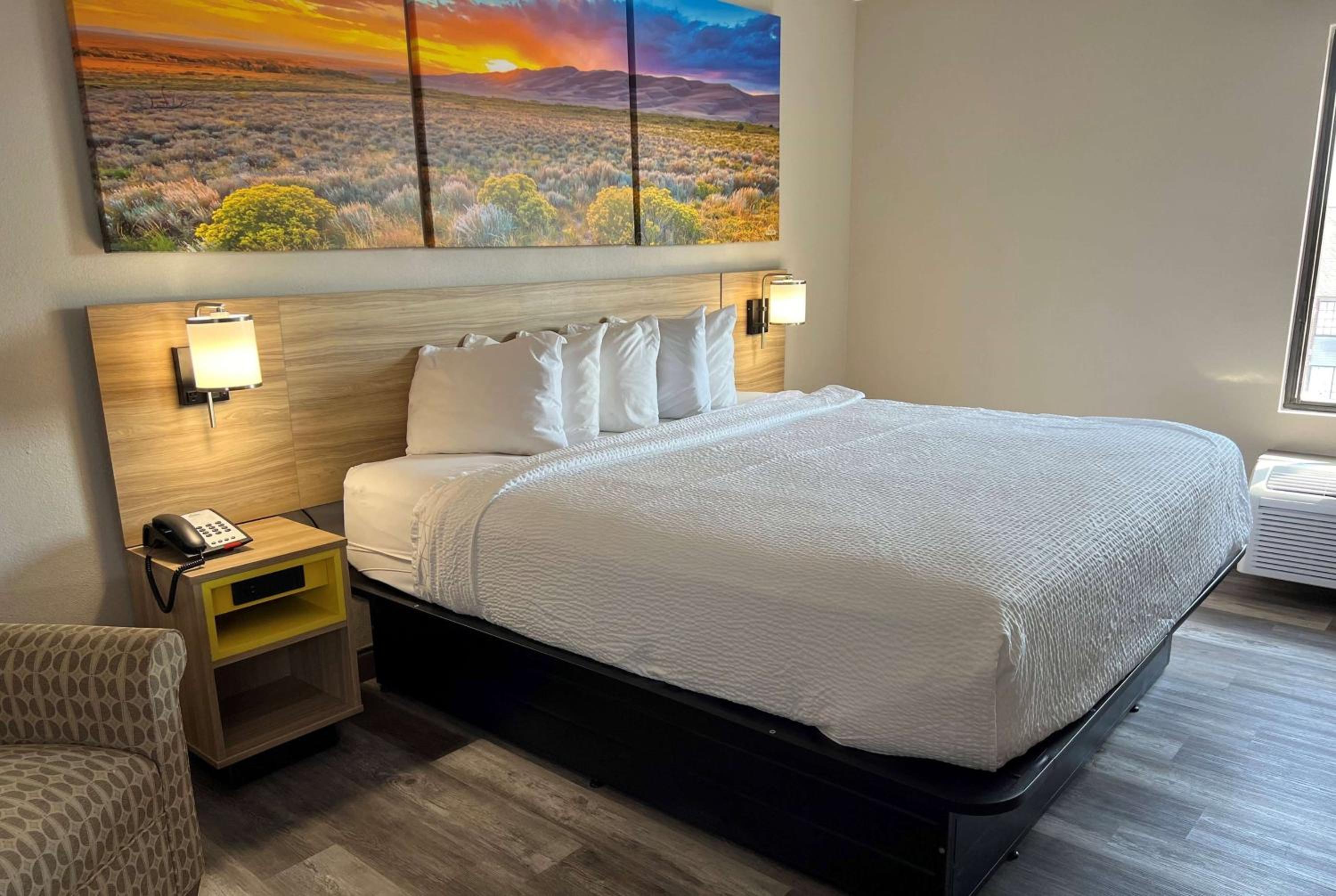 King Room - Disability Access/Non-Smoking - Photo 1