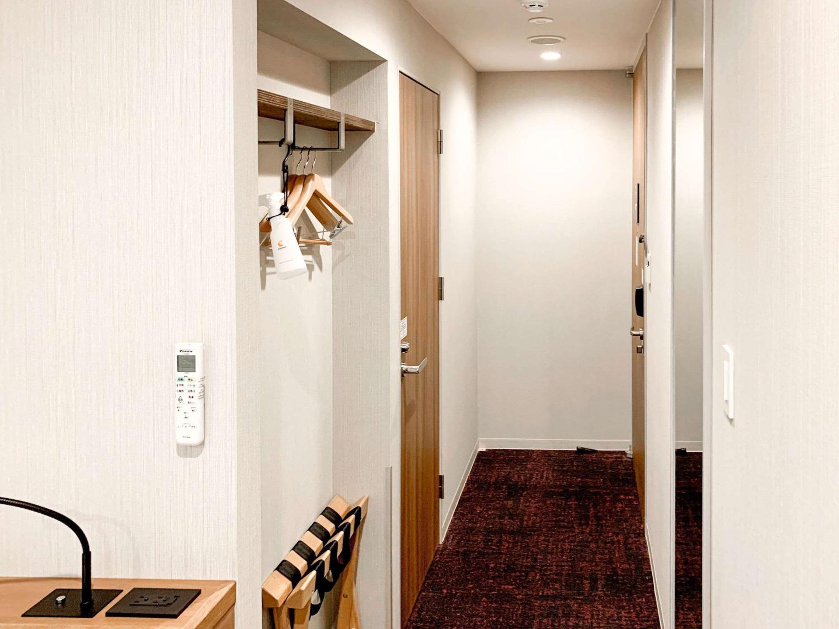 Standard Double Room - Non Smoking photo 3