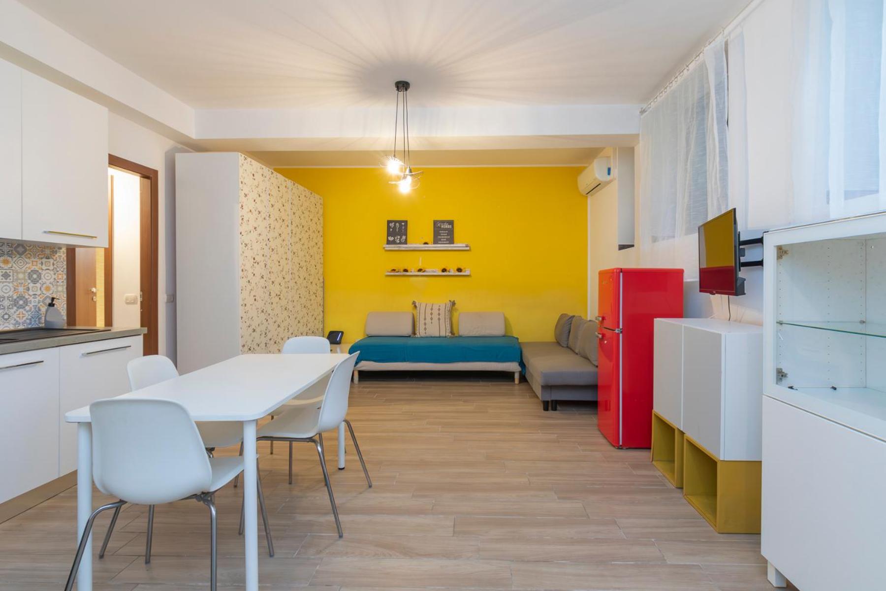 One-Bedroom Apartment
