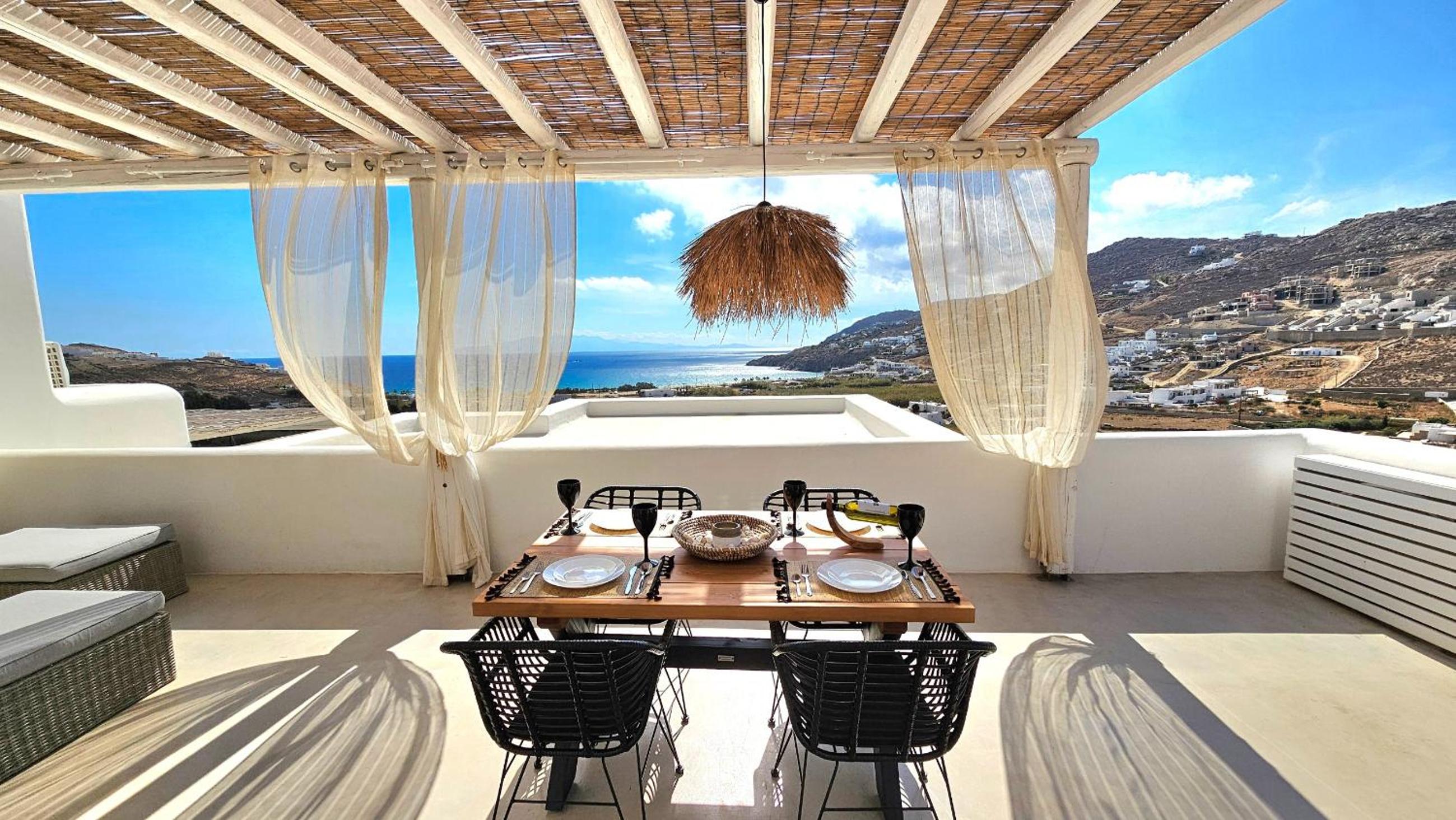 Villa with Sea View photo 3