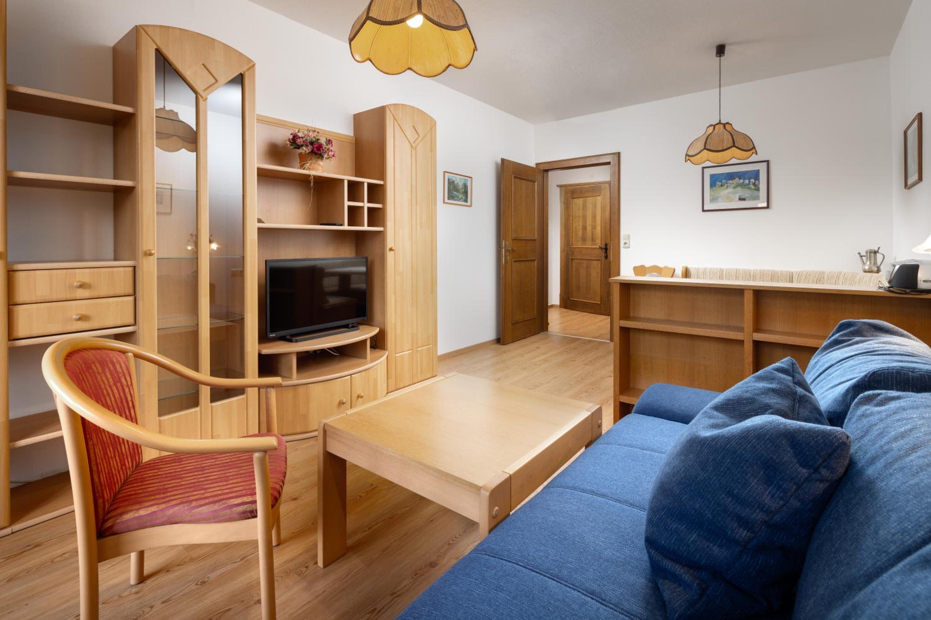 Comfort One-Bedroom Apartment with Balcony photo 2