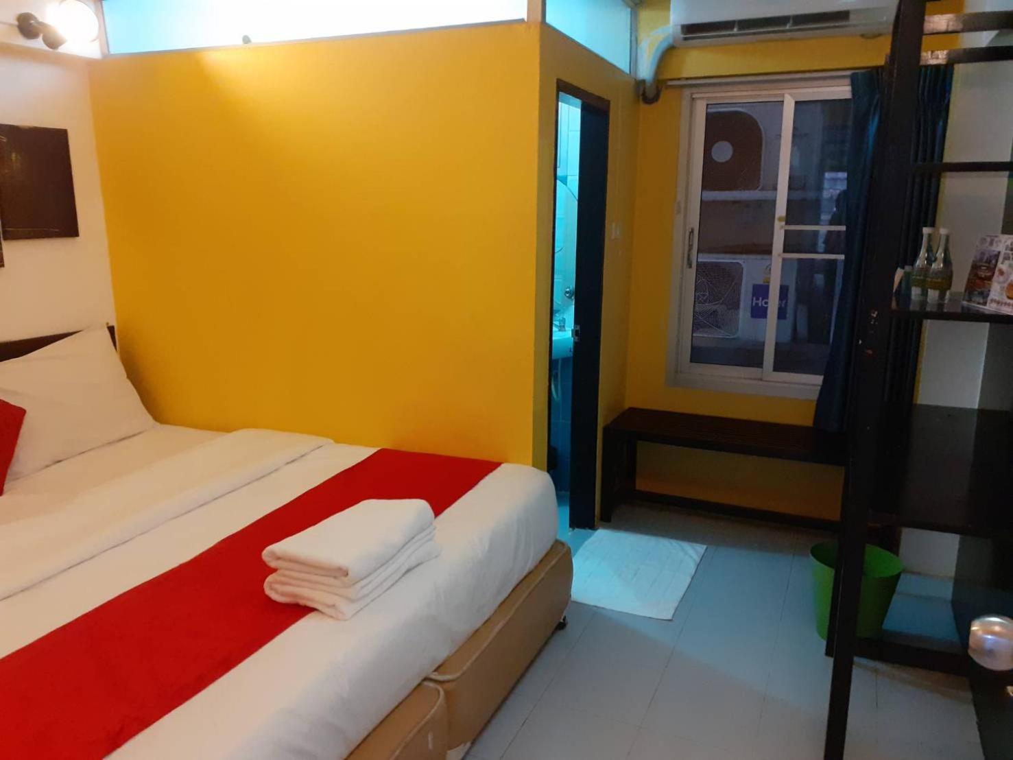 Standard Double or Twin Room photo 3