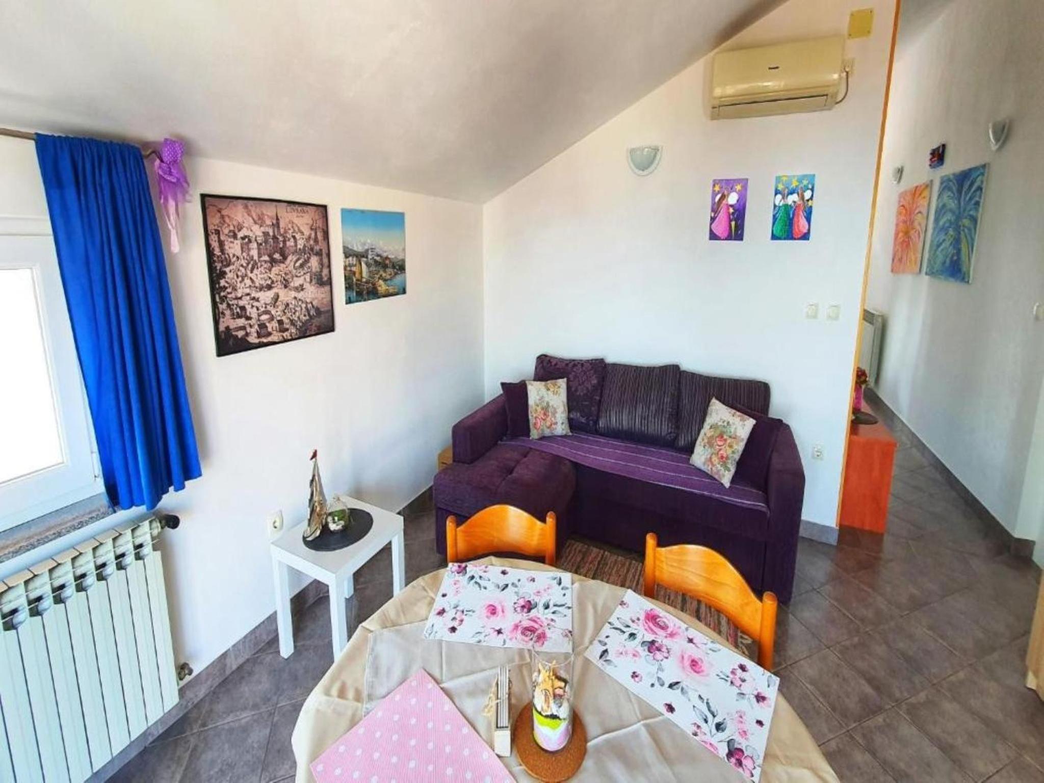 One Bedroom Apartment