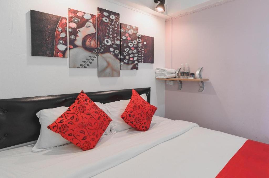 Small Double Room photo 2