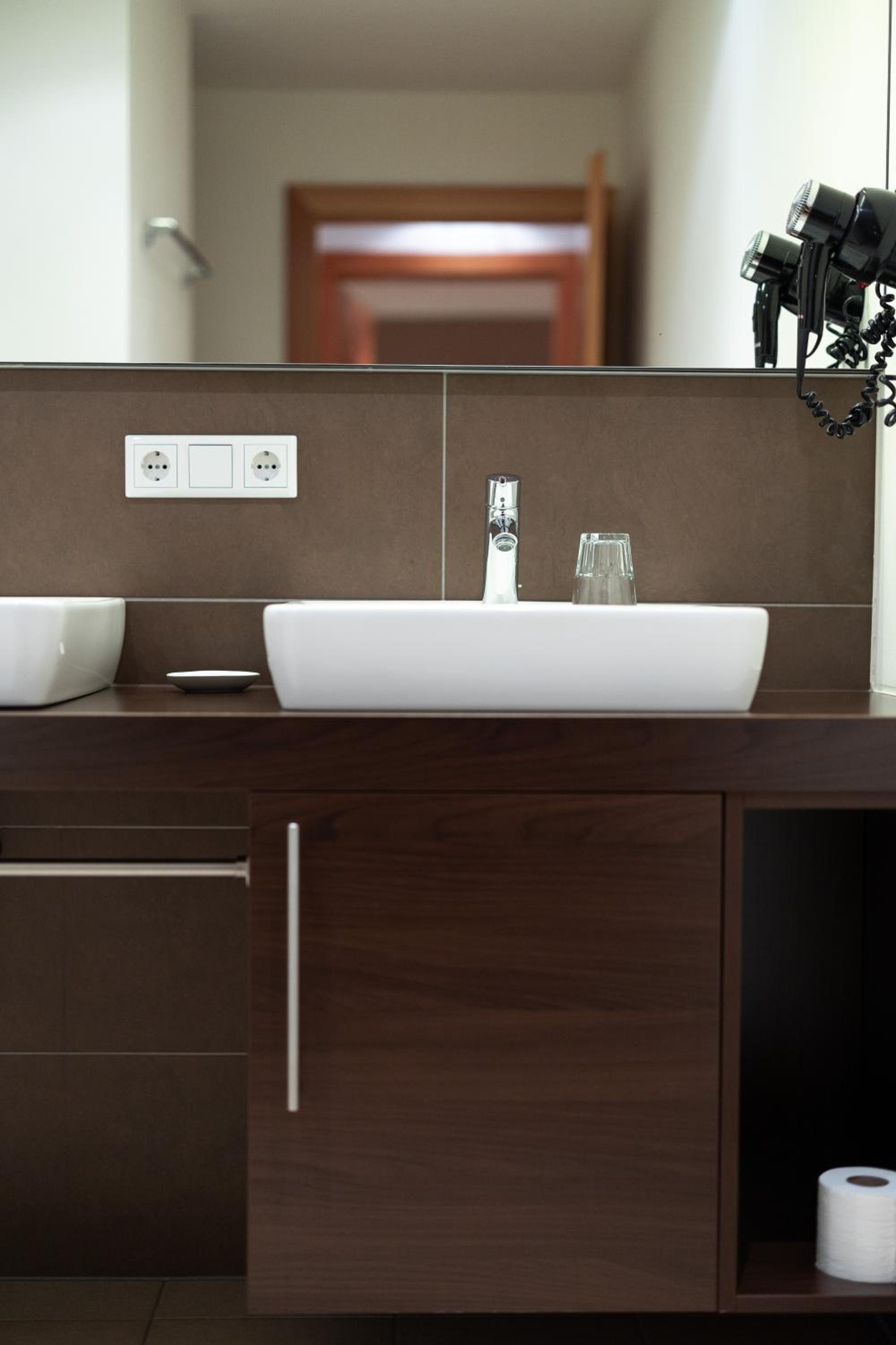 Executive Two-Bedroom Apartment with Terrace (11) photo 3