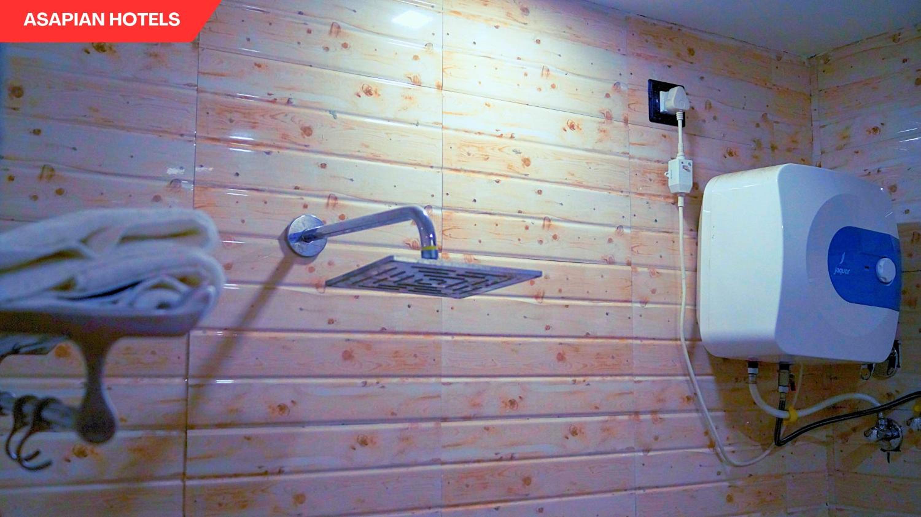 Deluxe Room - Photo 8