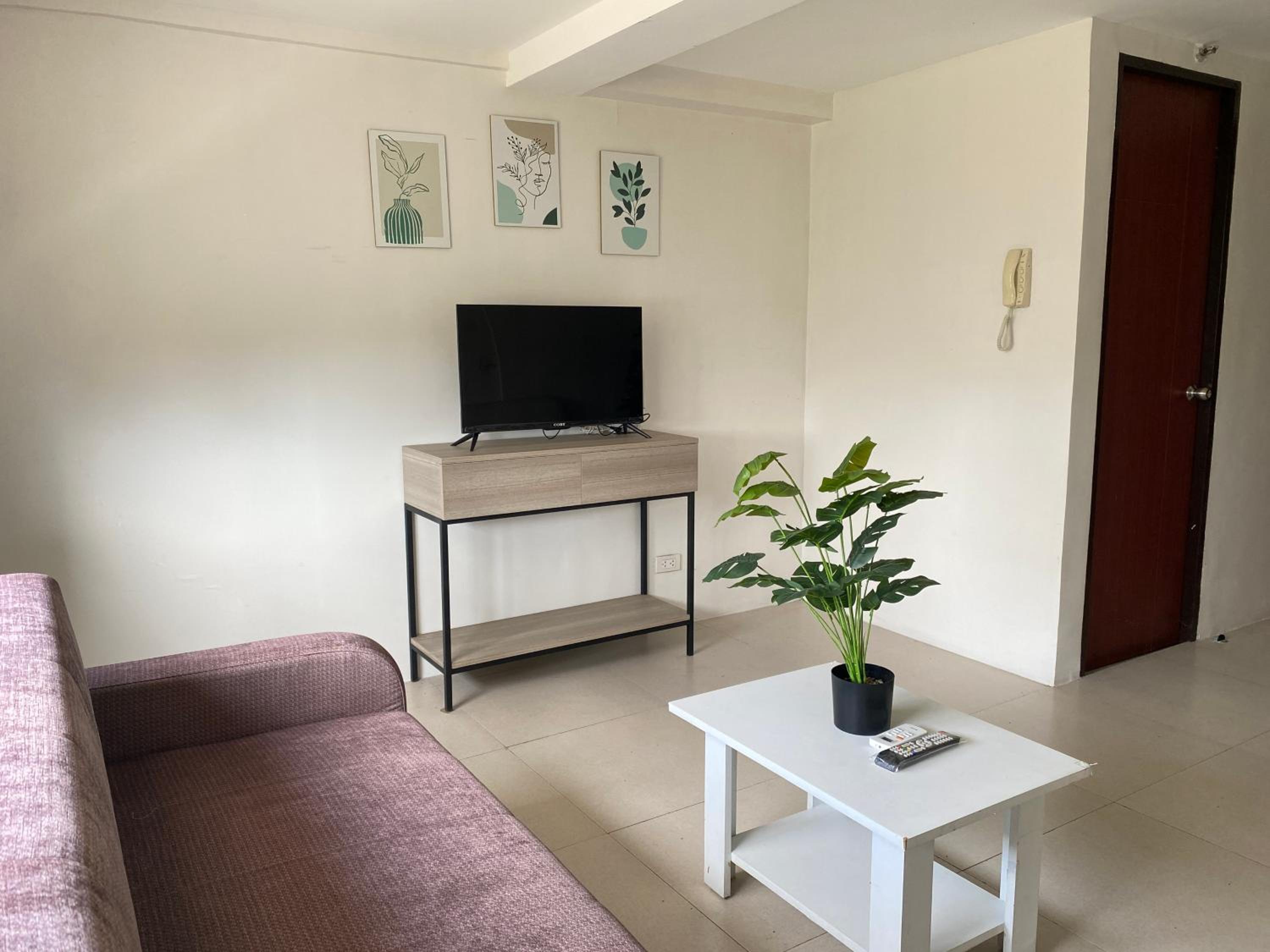 Two-Bedroom Apartment with City View