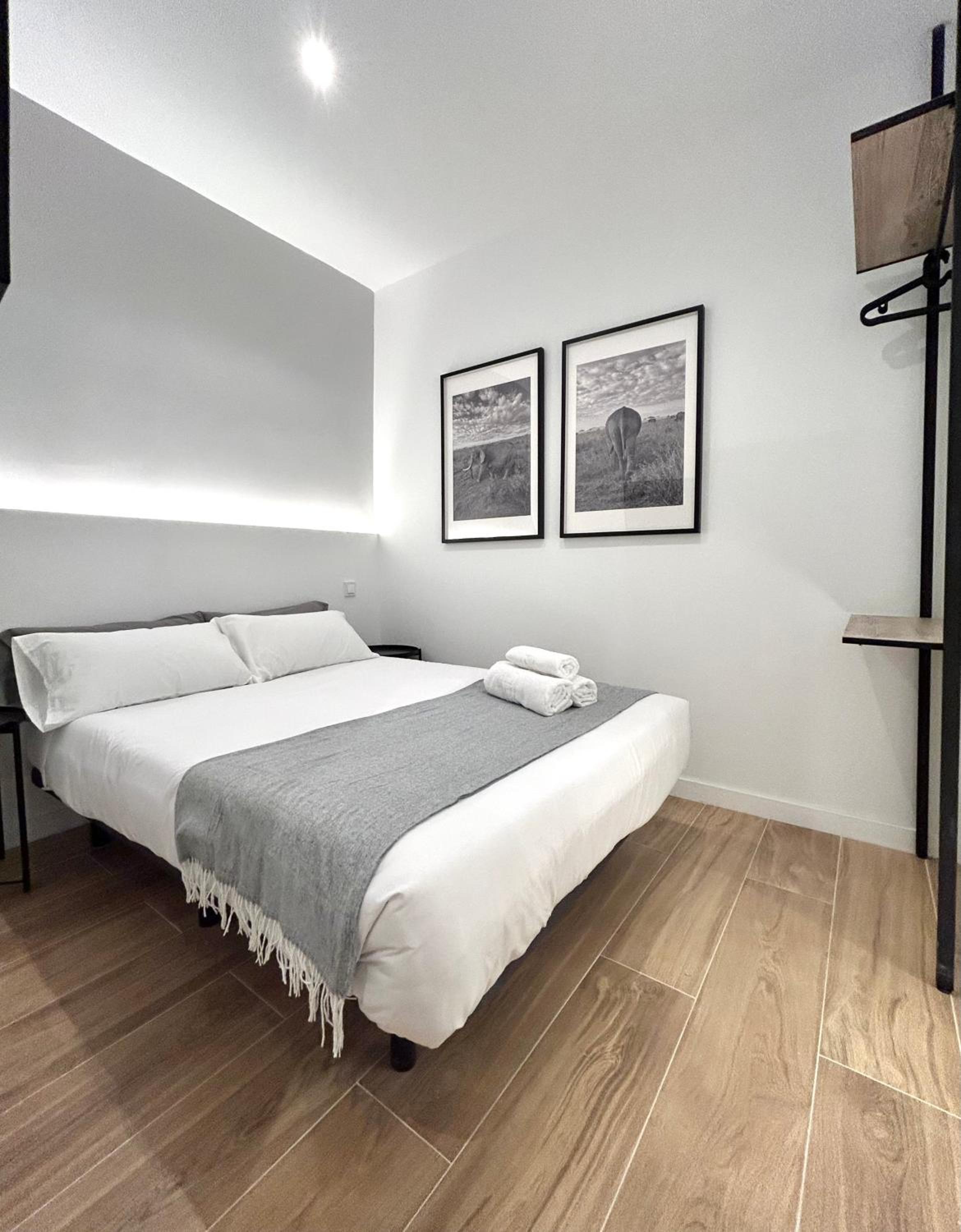 Habitación Doble con Baño Privado