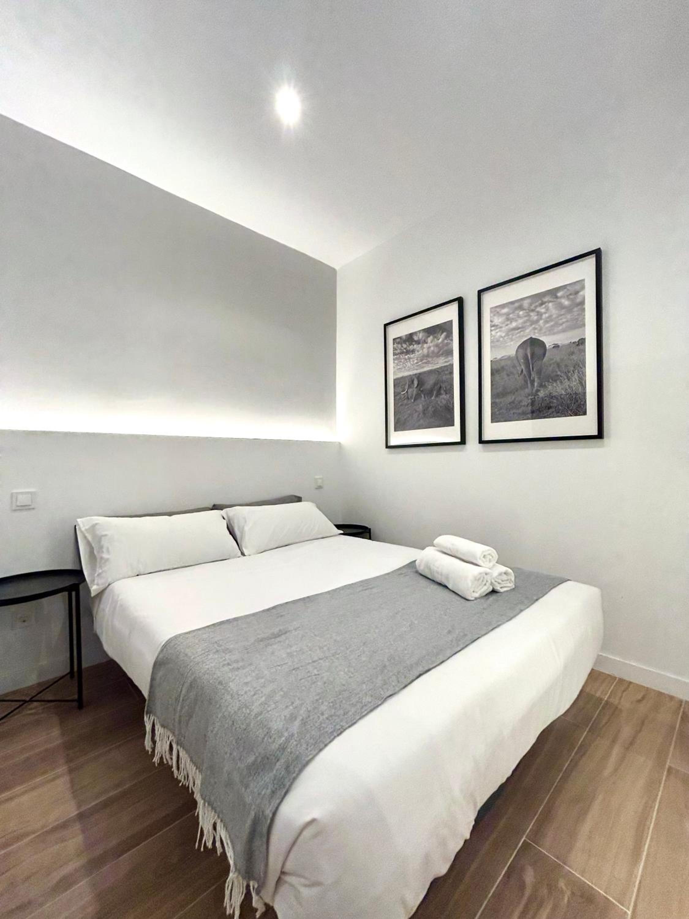 Double Room with Private Bathroom photo 3