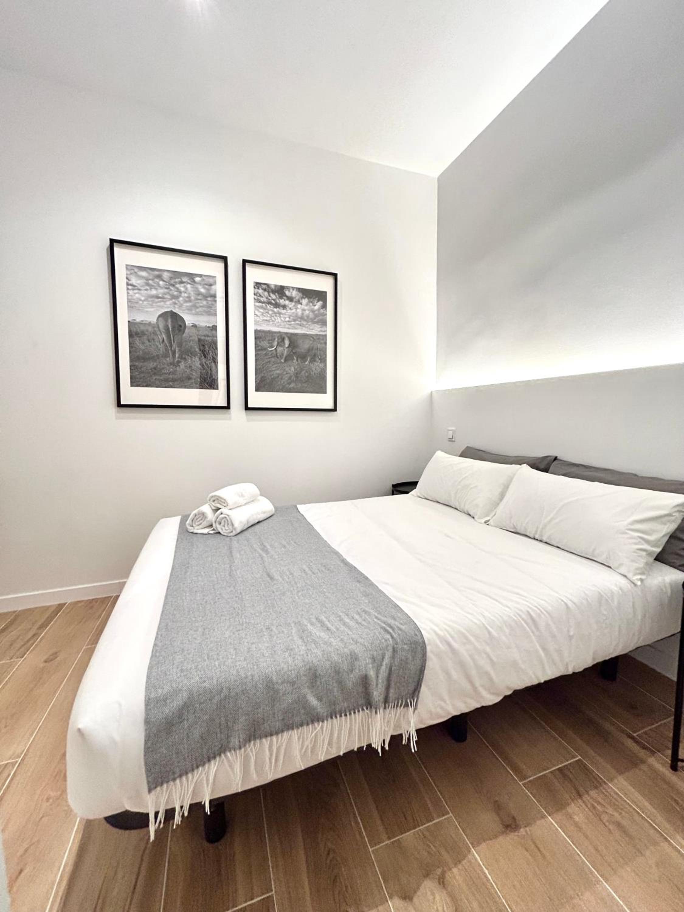 Double Room With Private Bathroom photo 2