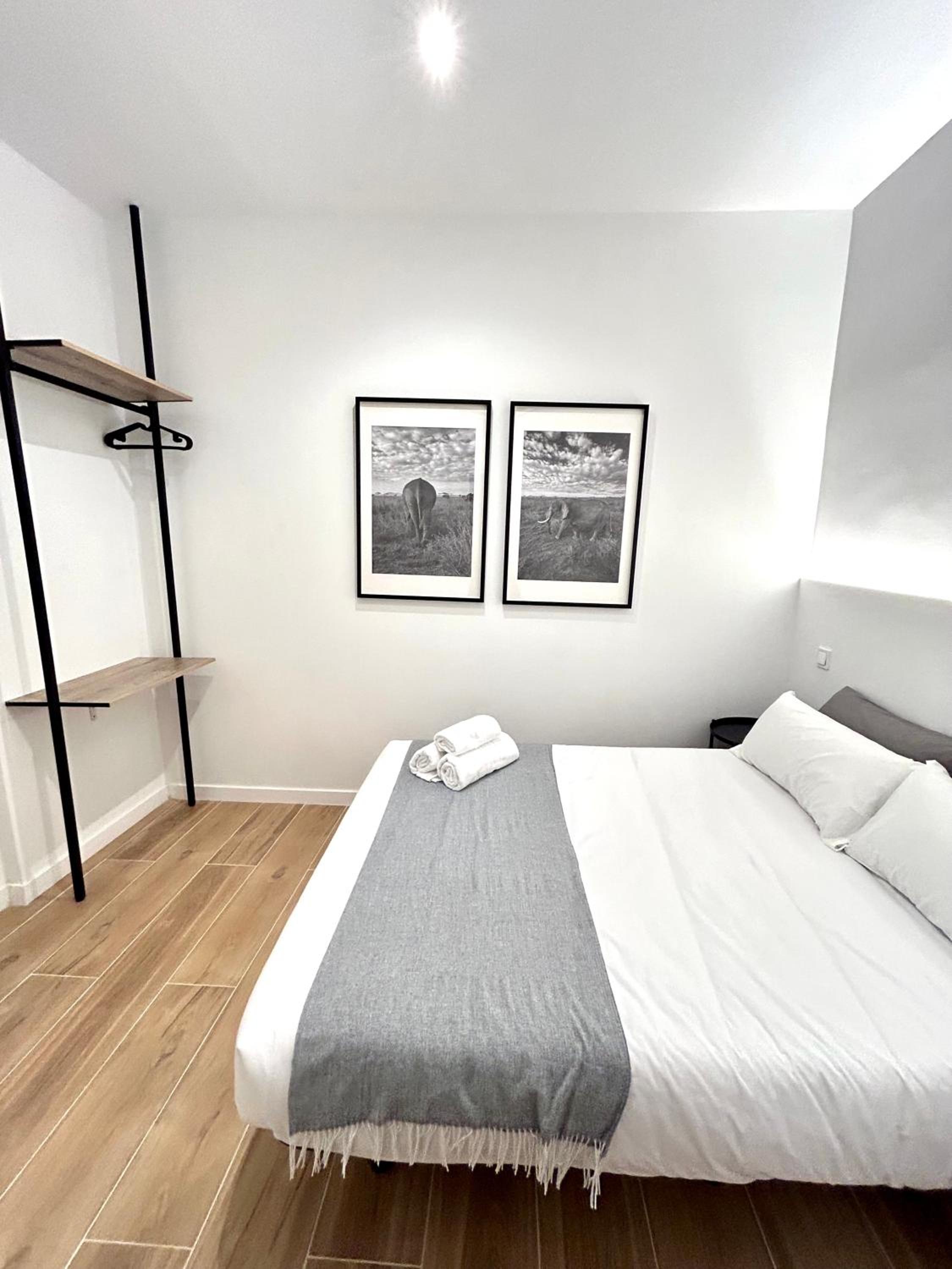 Double Room With Private Bathroom photo 3