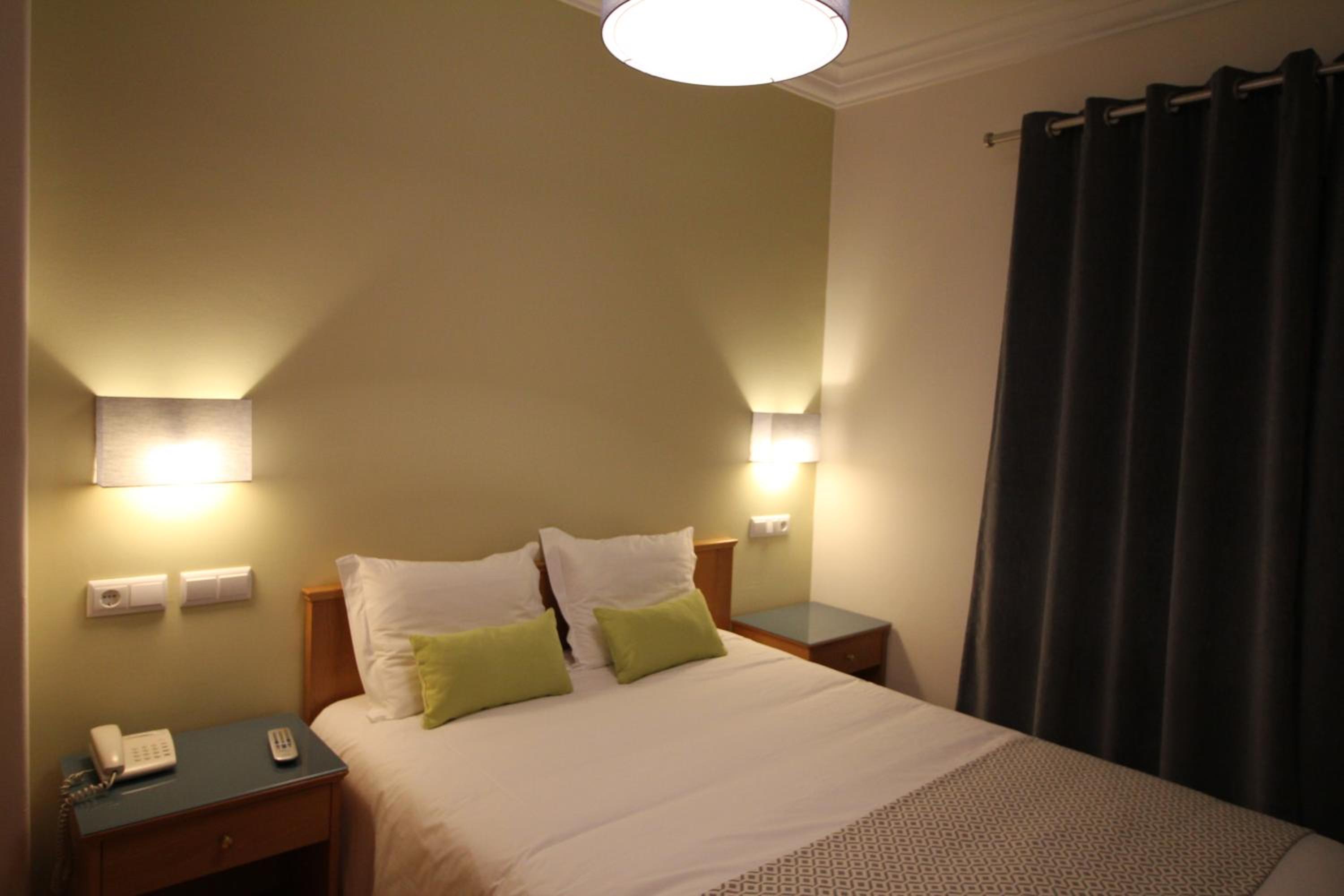 Double Room with Double bed - Photo 5